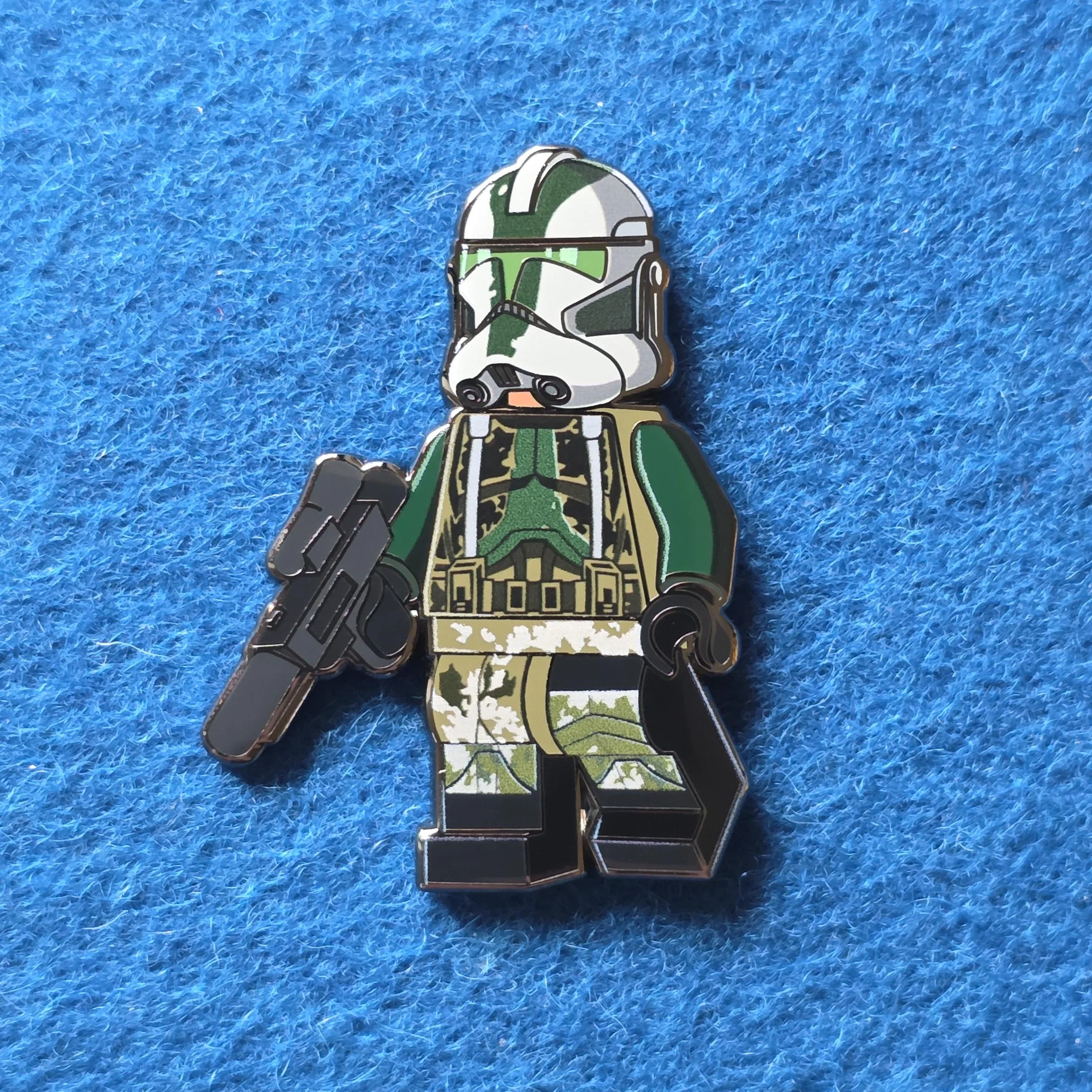 Minifig Gree front.jpg