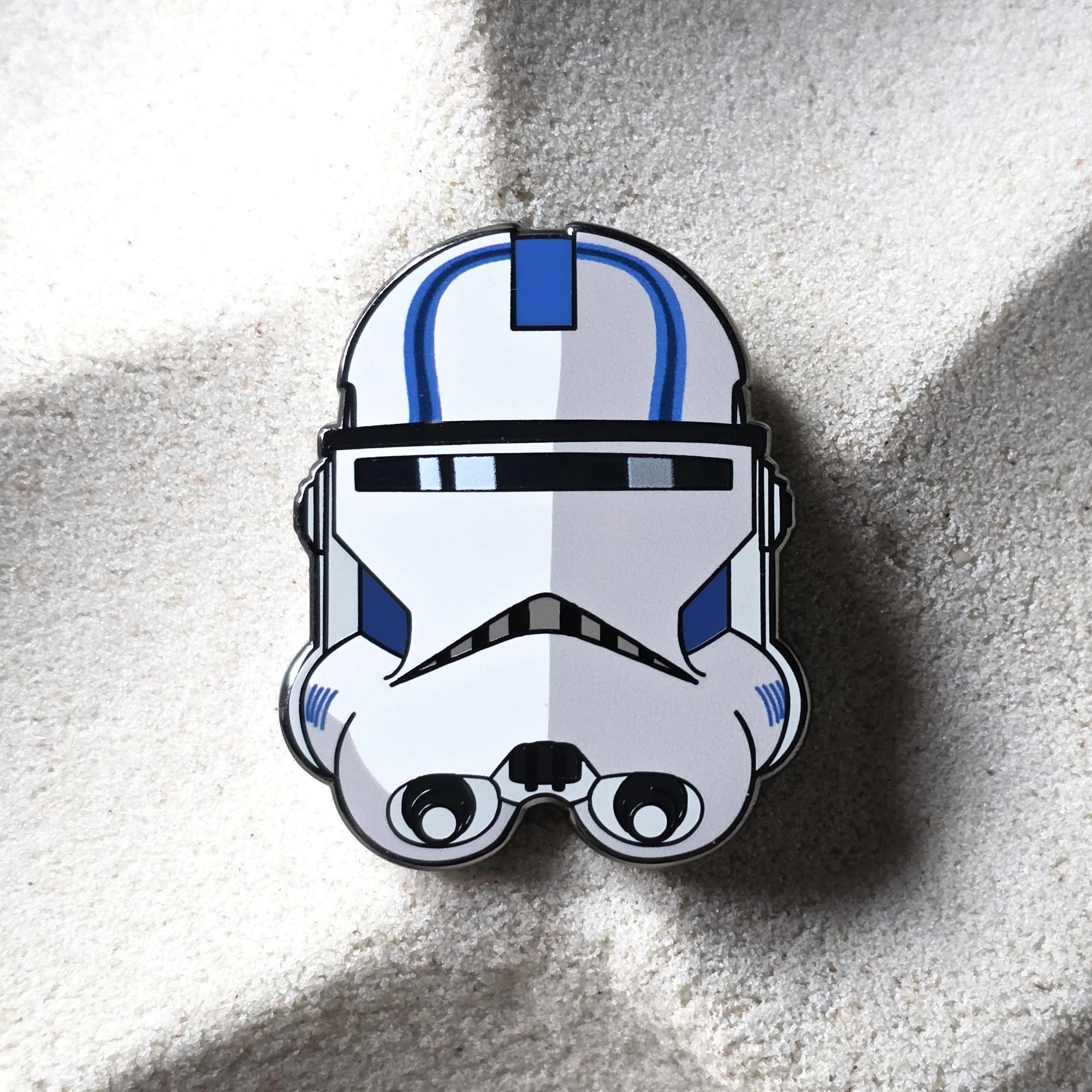 Echo Anaxes front.jpg