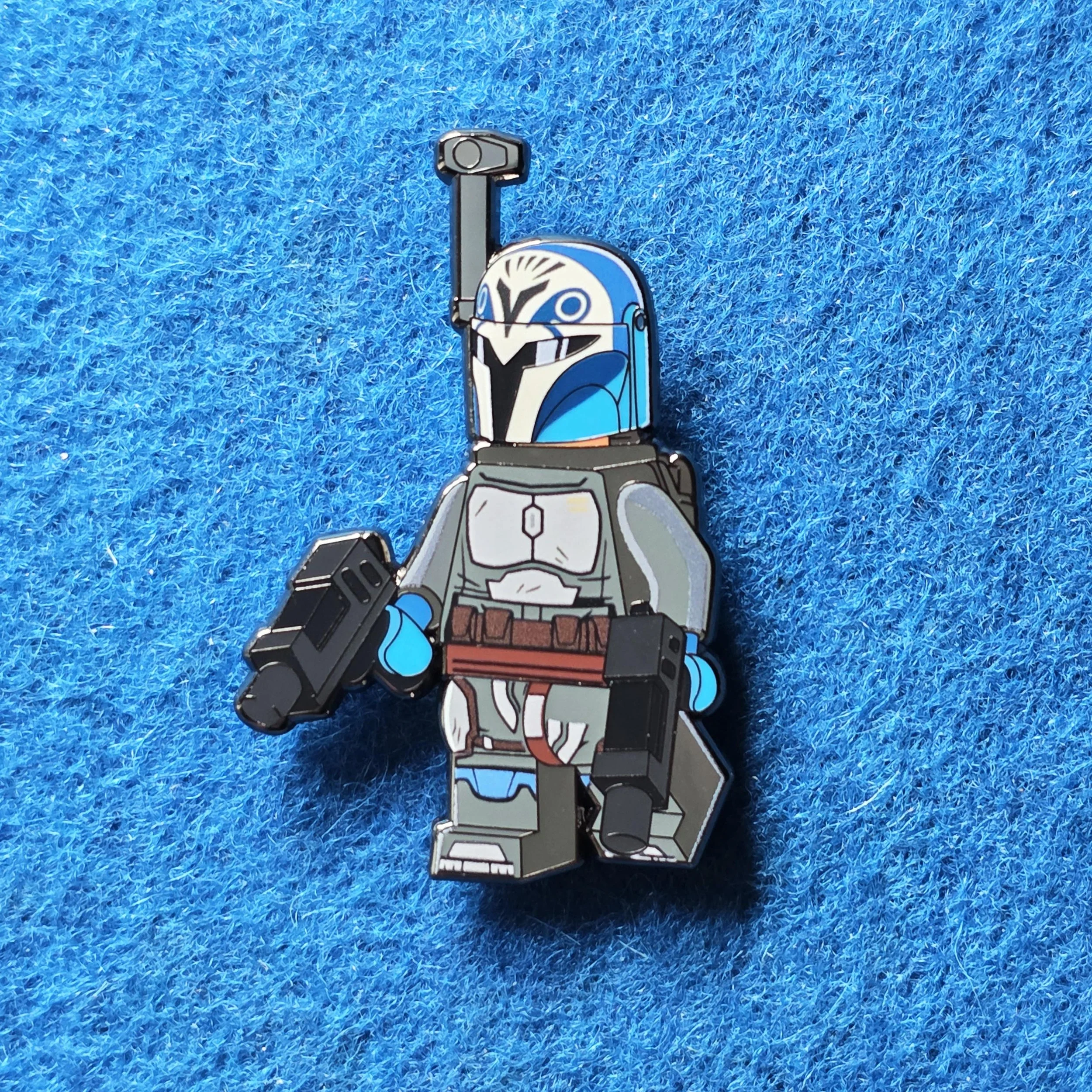 Minifig Bo Katan front.jpg