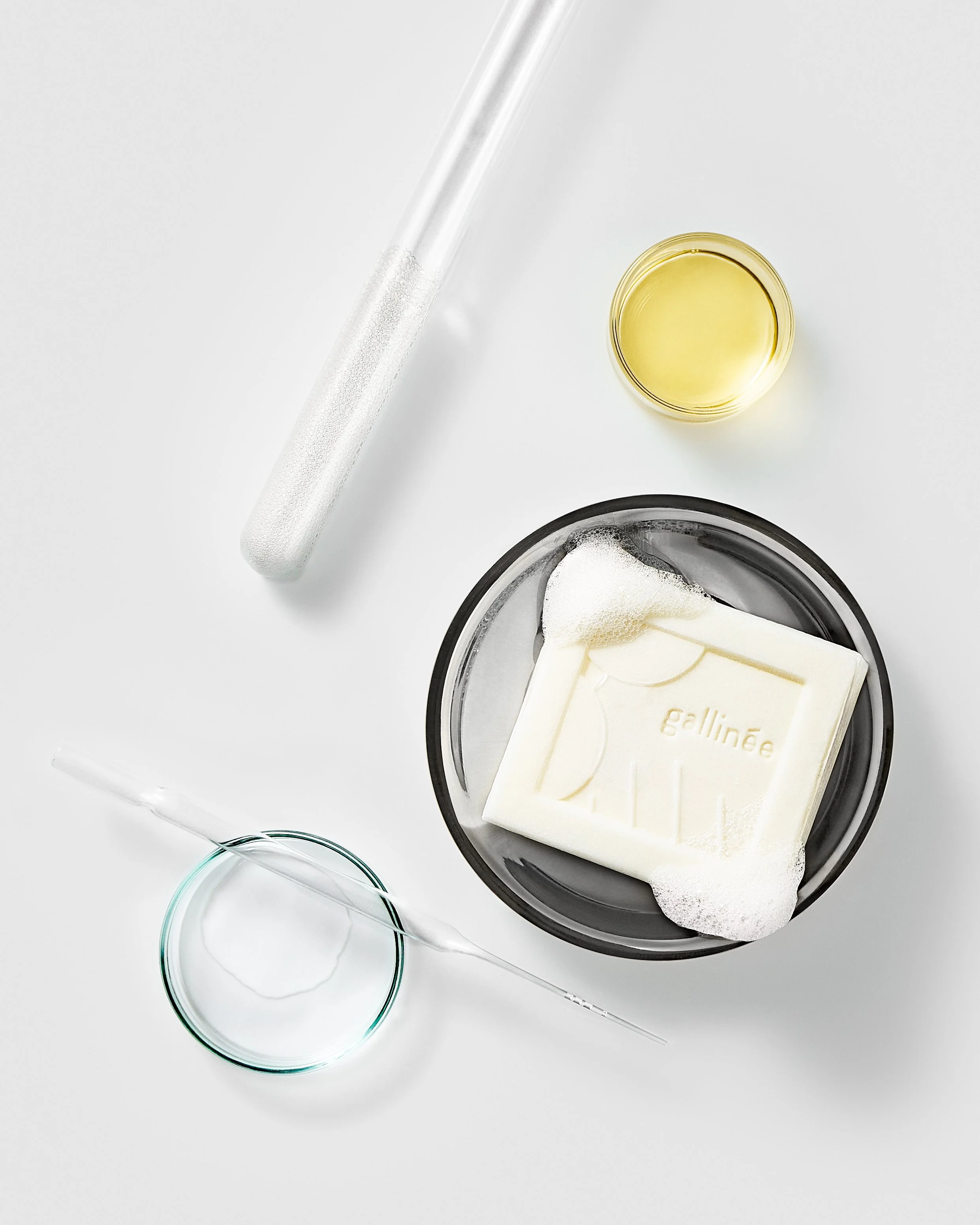 GAL-petri-ingredient_cleansing-bar_2026_4x5.jpg
