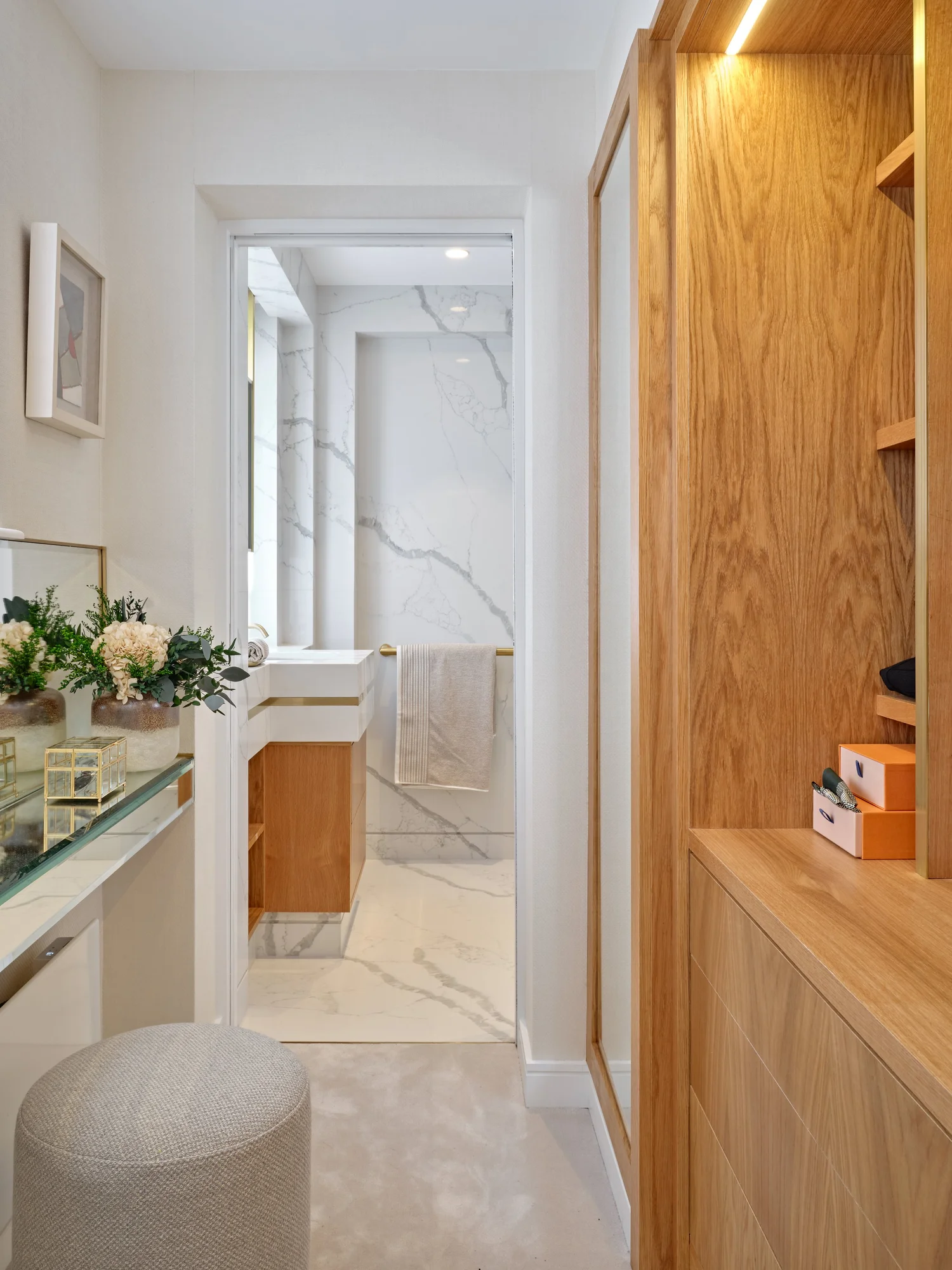 Reception and living area