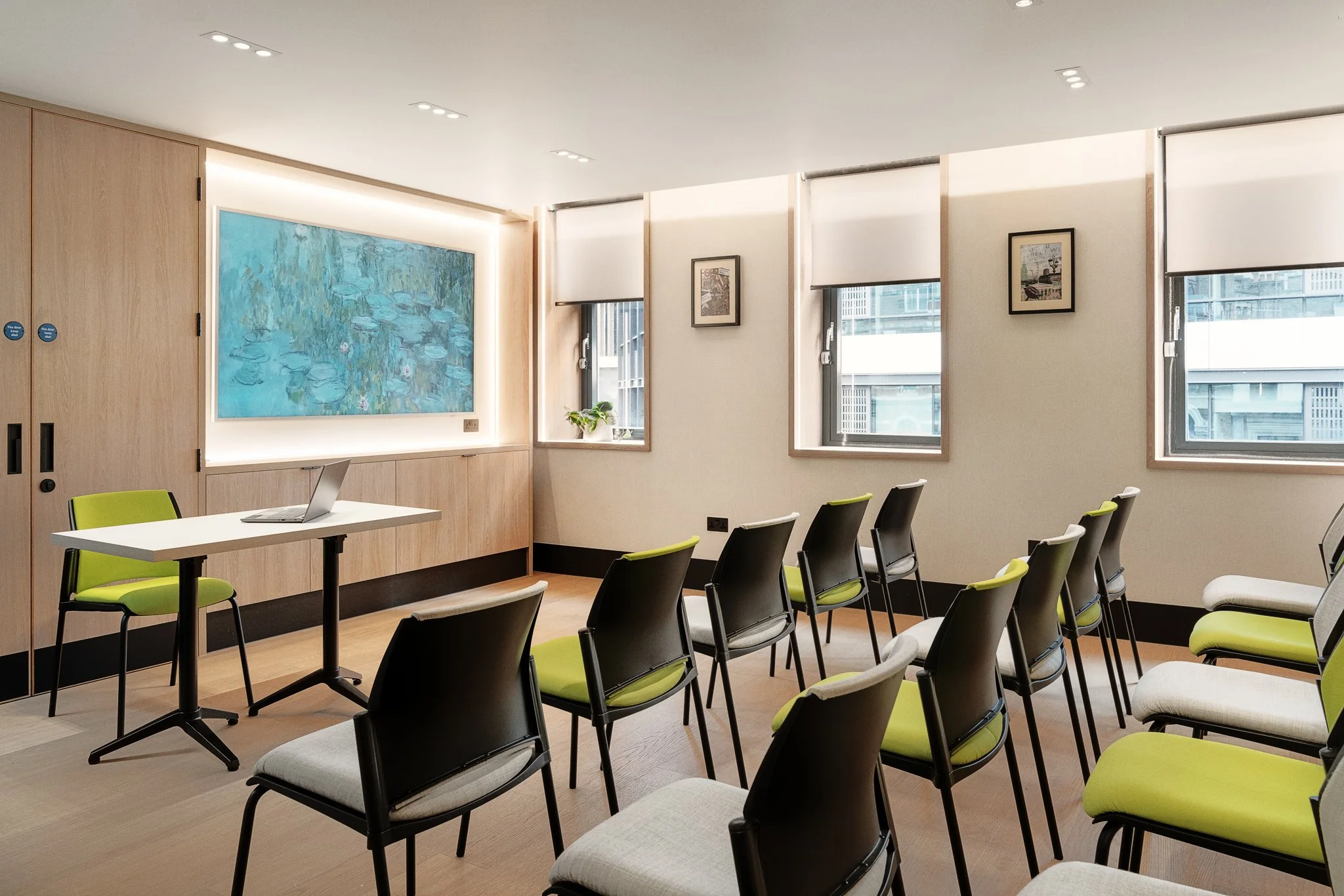 禁om Kurek_TS401623_32+1_2048.jpg