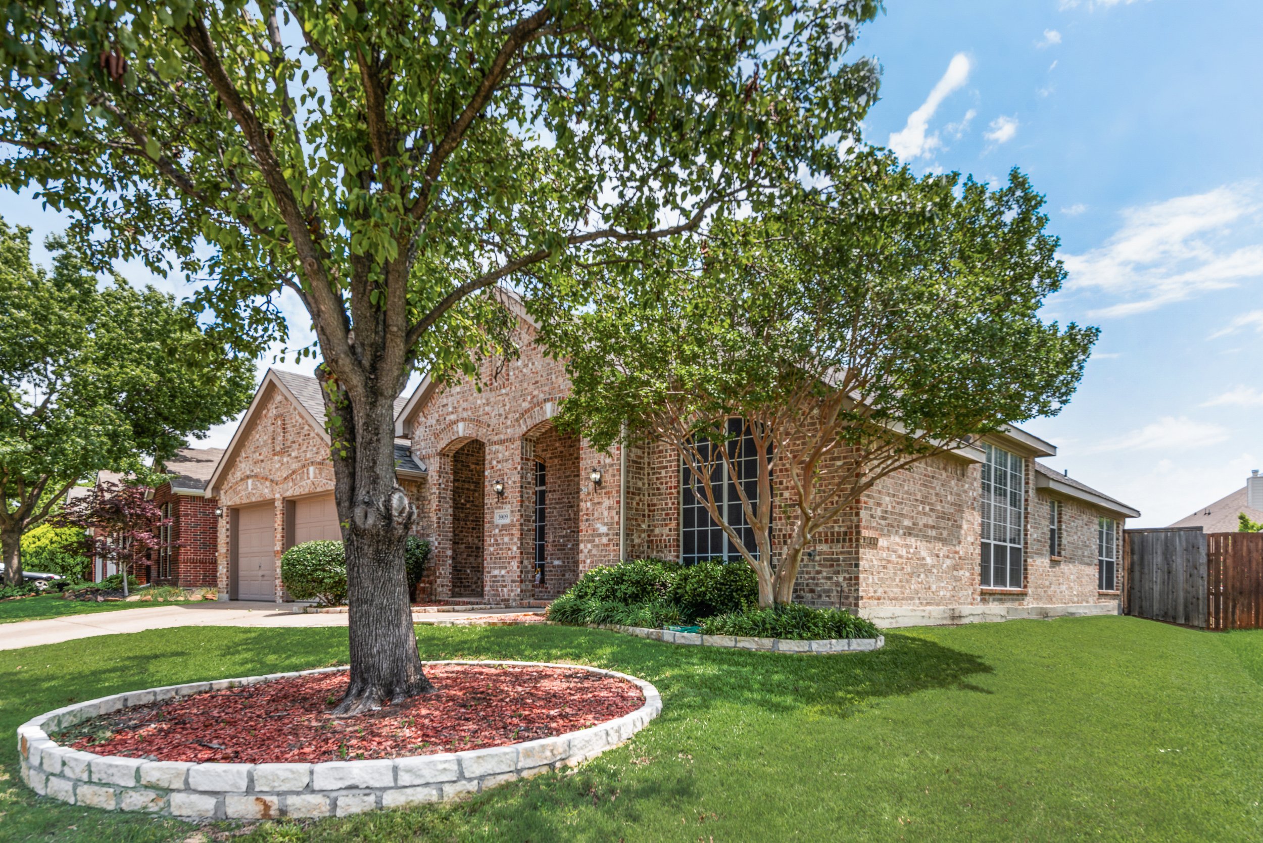 5909_meadowcrest_lane_6031965_001.jpg