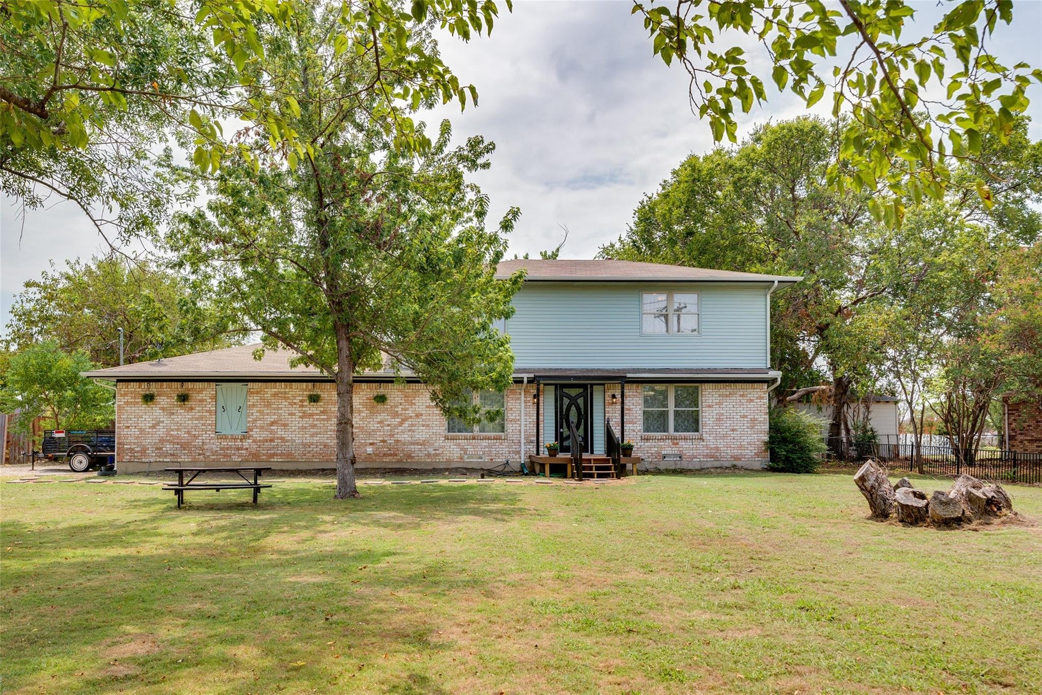 4608 Exterior 1.jpeg