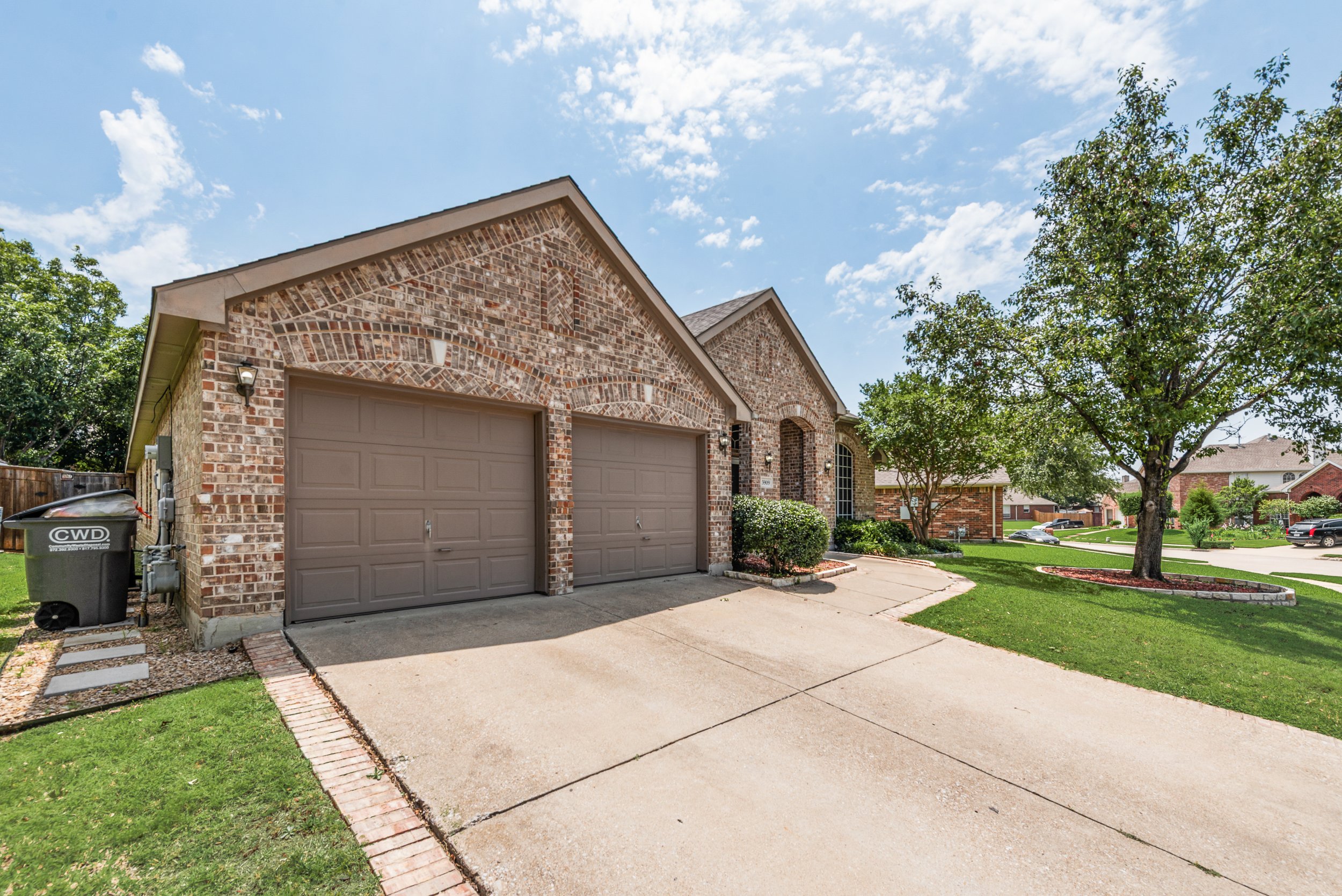 5909_meadowcrest_lane_6031965_005.jpg
