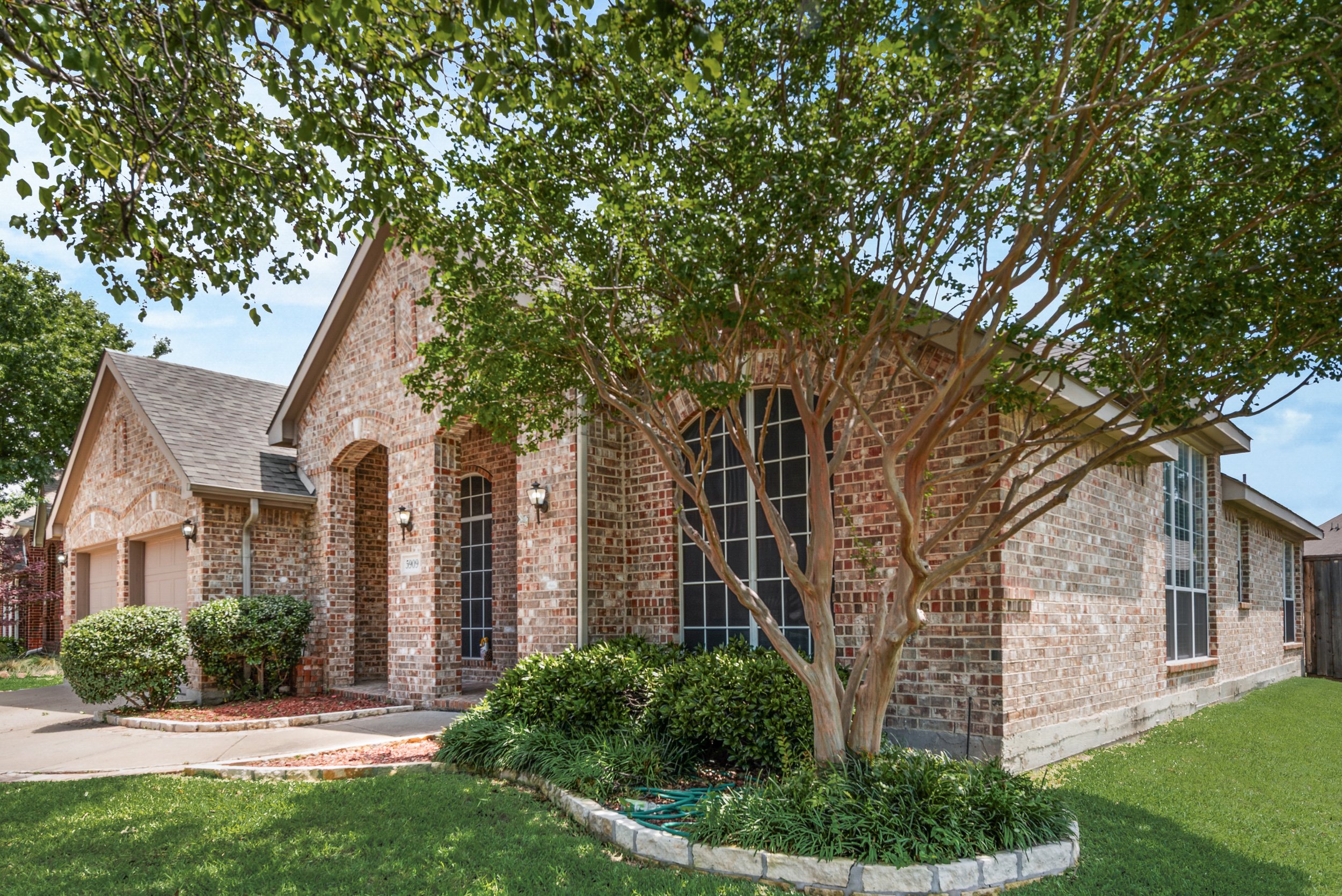 5909_meadowcrest_lane_6031965_004.jpg