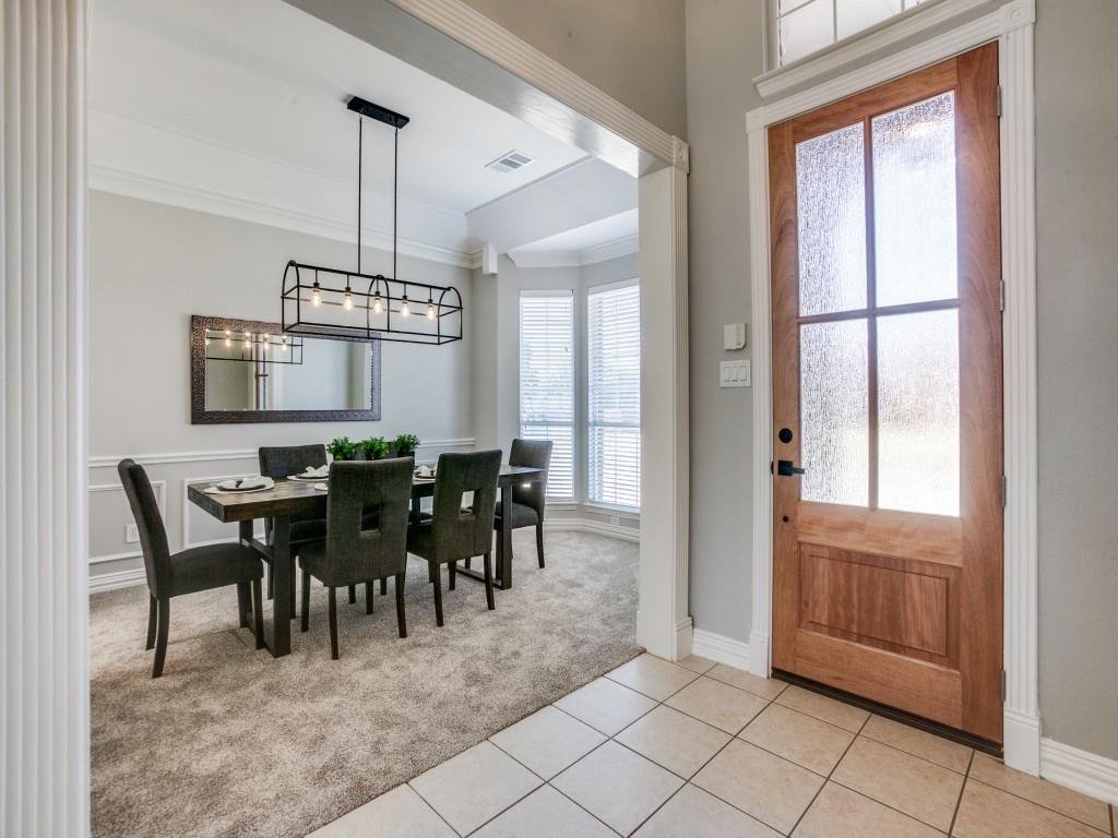 106 Foyer + Dining.jpeg