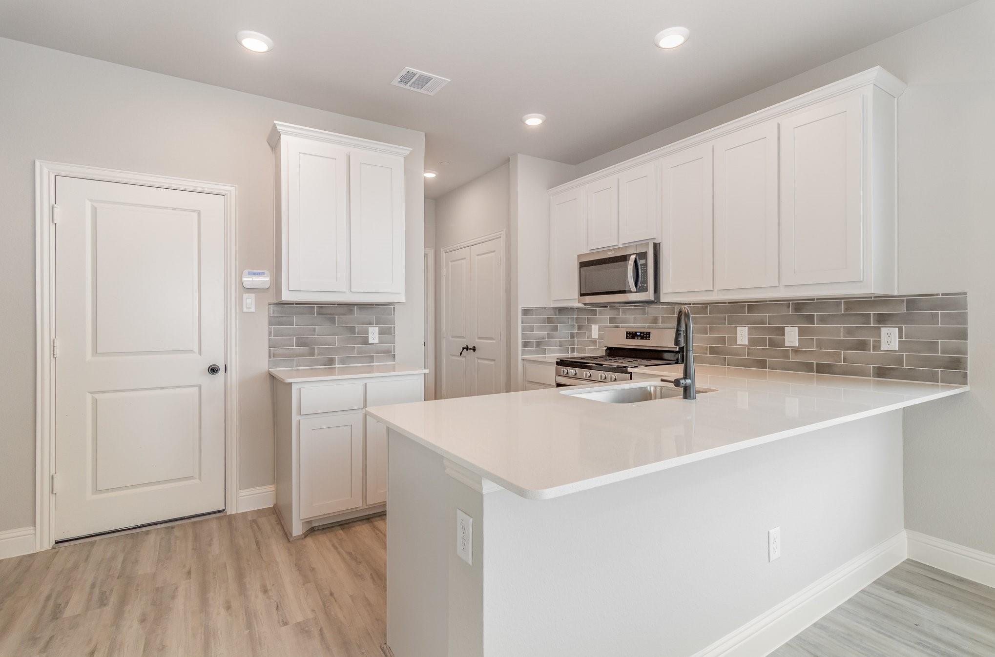 3649 Kitchen Main.jpeg