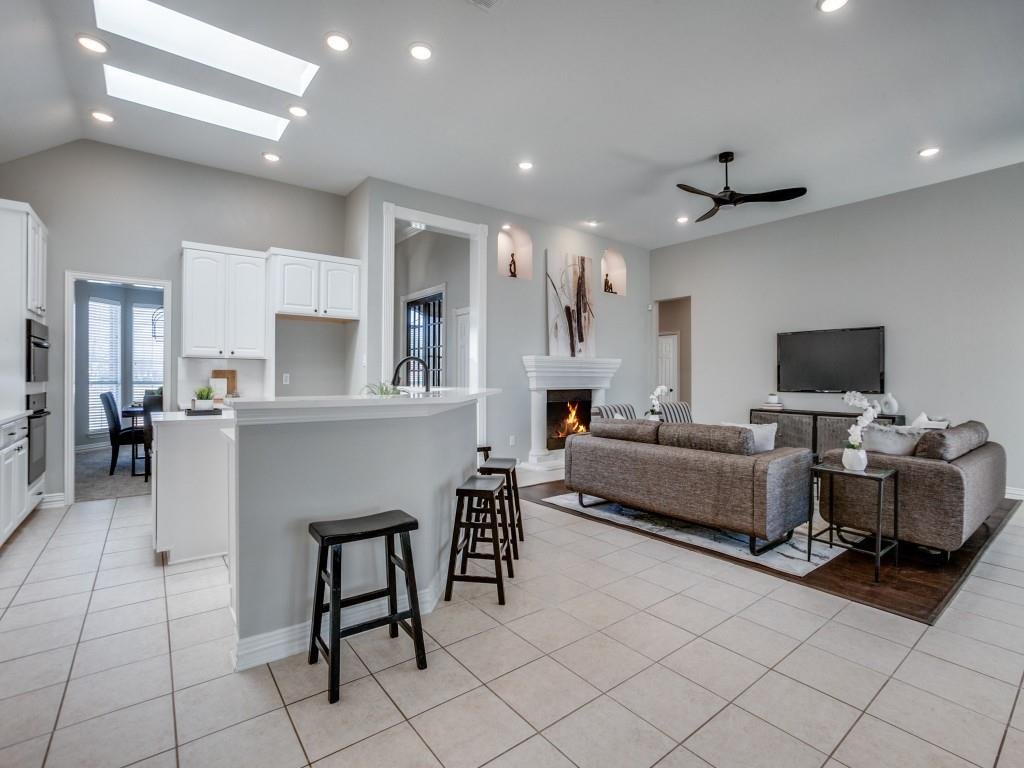 106 Kitchen and Living.jpeg