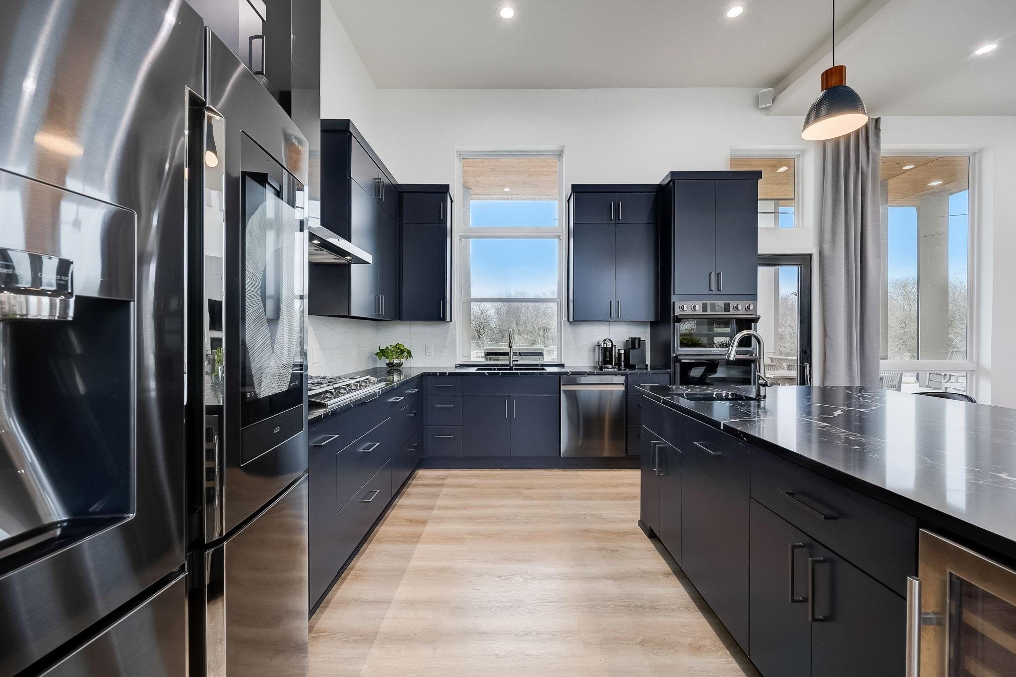 4409 Kitchen 2.jpeg