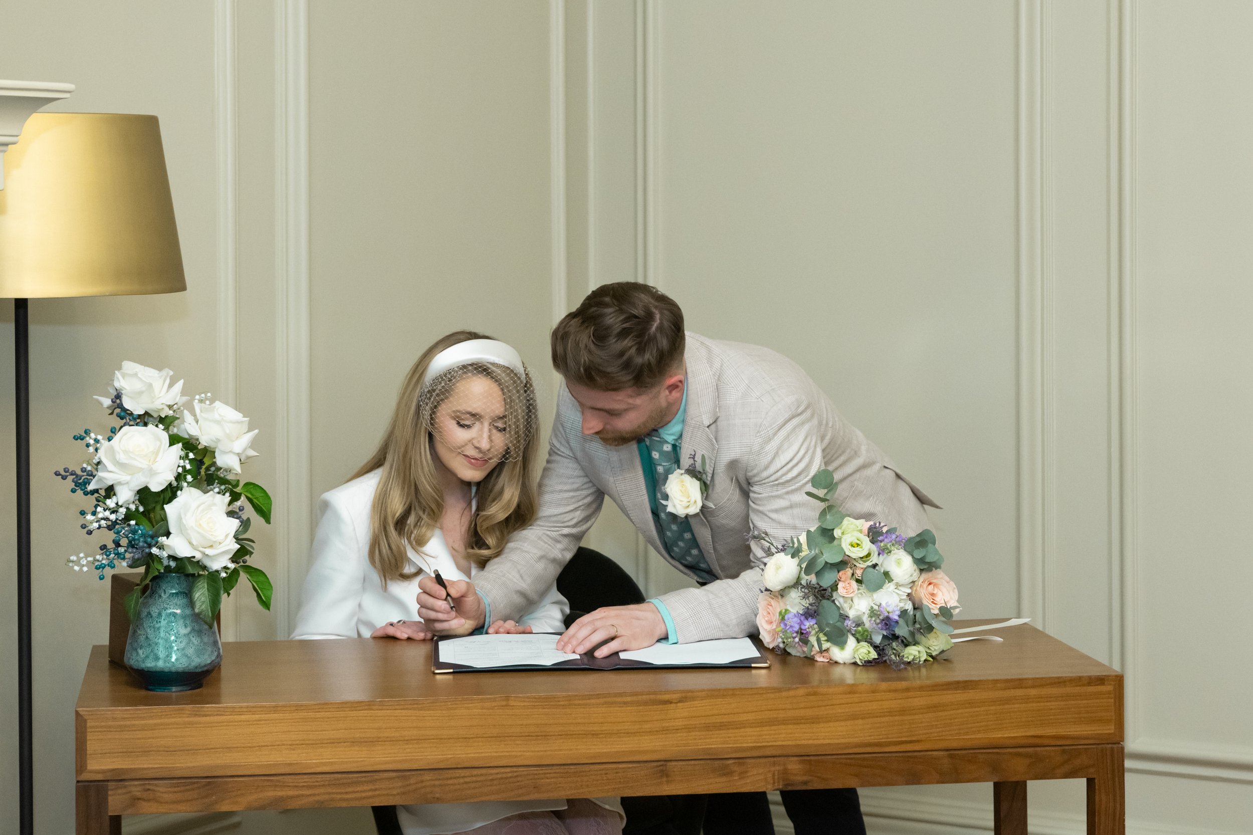 sarah&rob old marylebone town hall-24.jpg