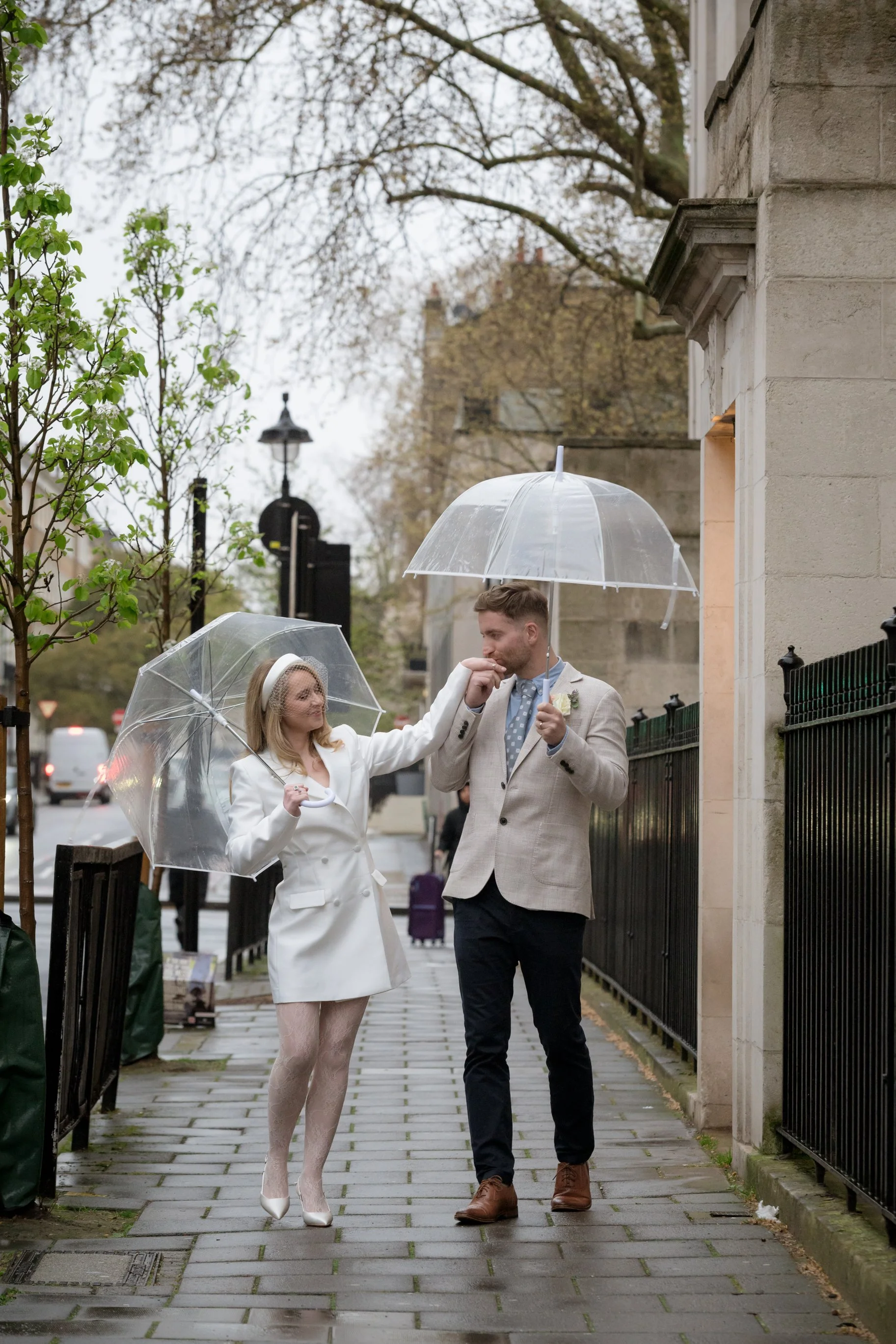 sarah&rob old marylebone town hall-78.jpg