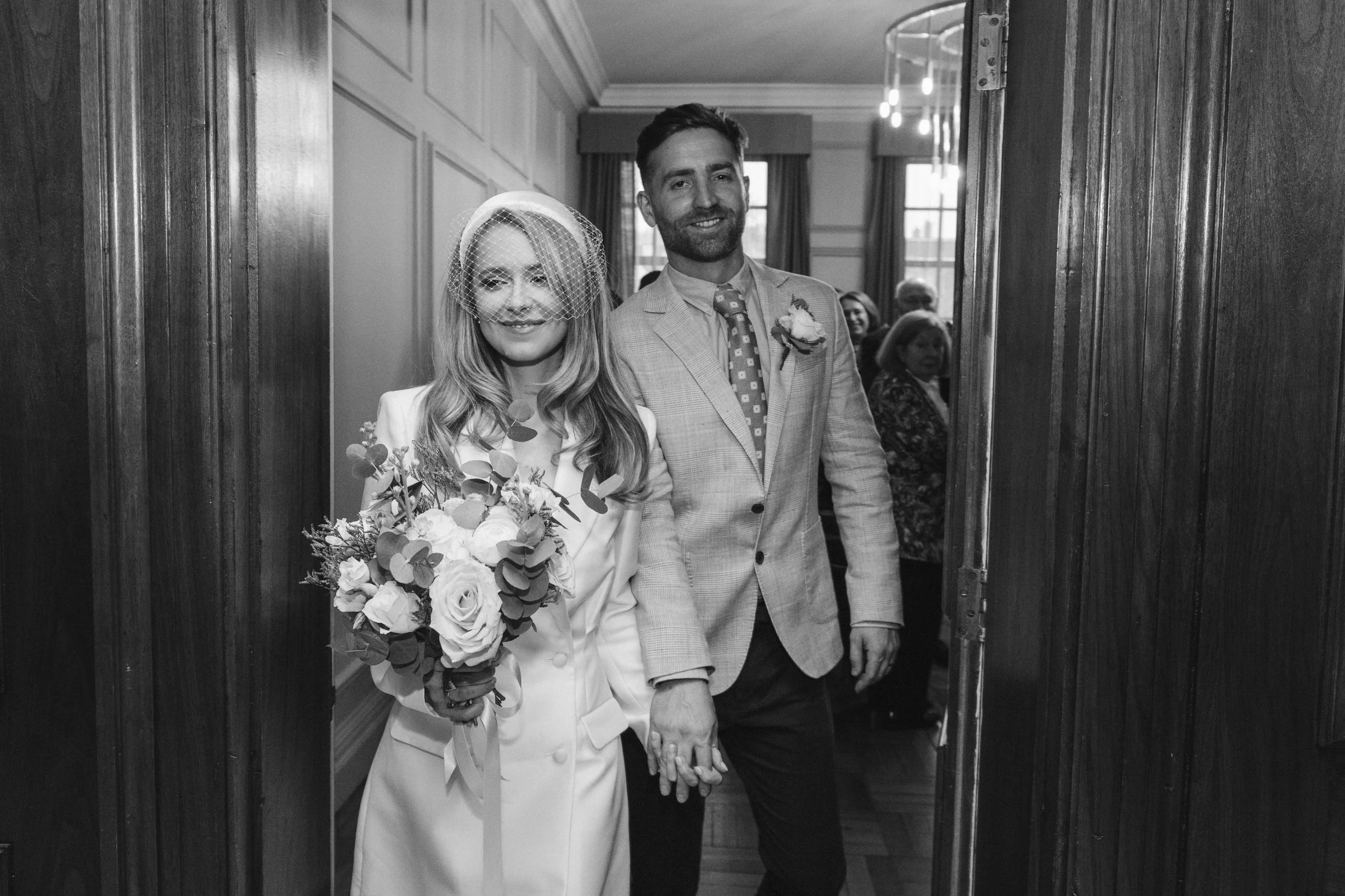 sarah&rob old marylebone town hall-35.jpg