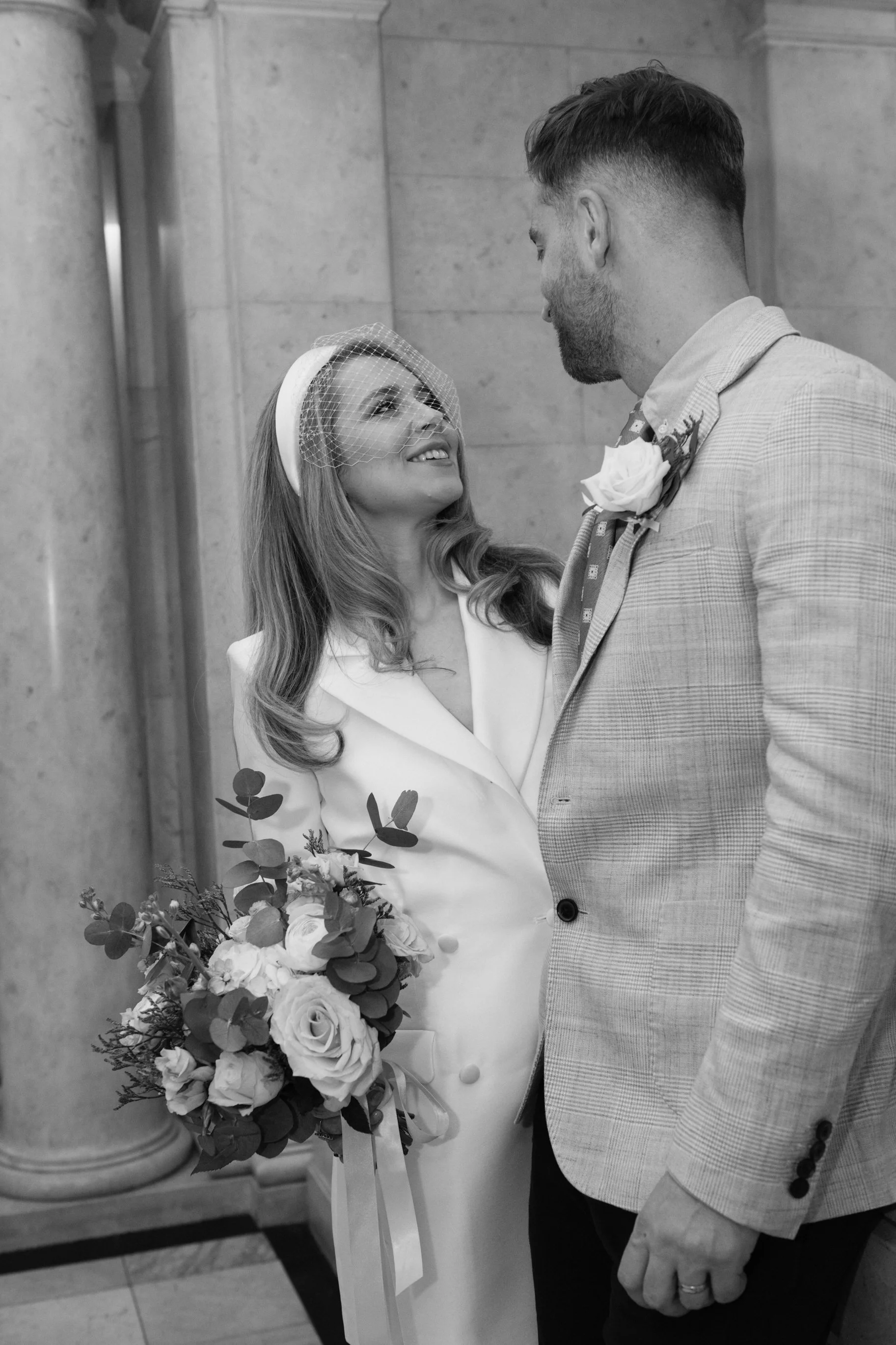 sarah&rob old marylebone town hall-49.jpg