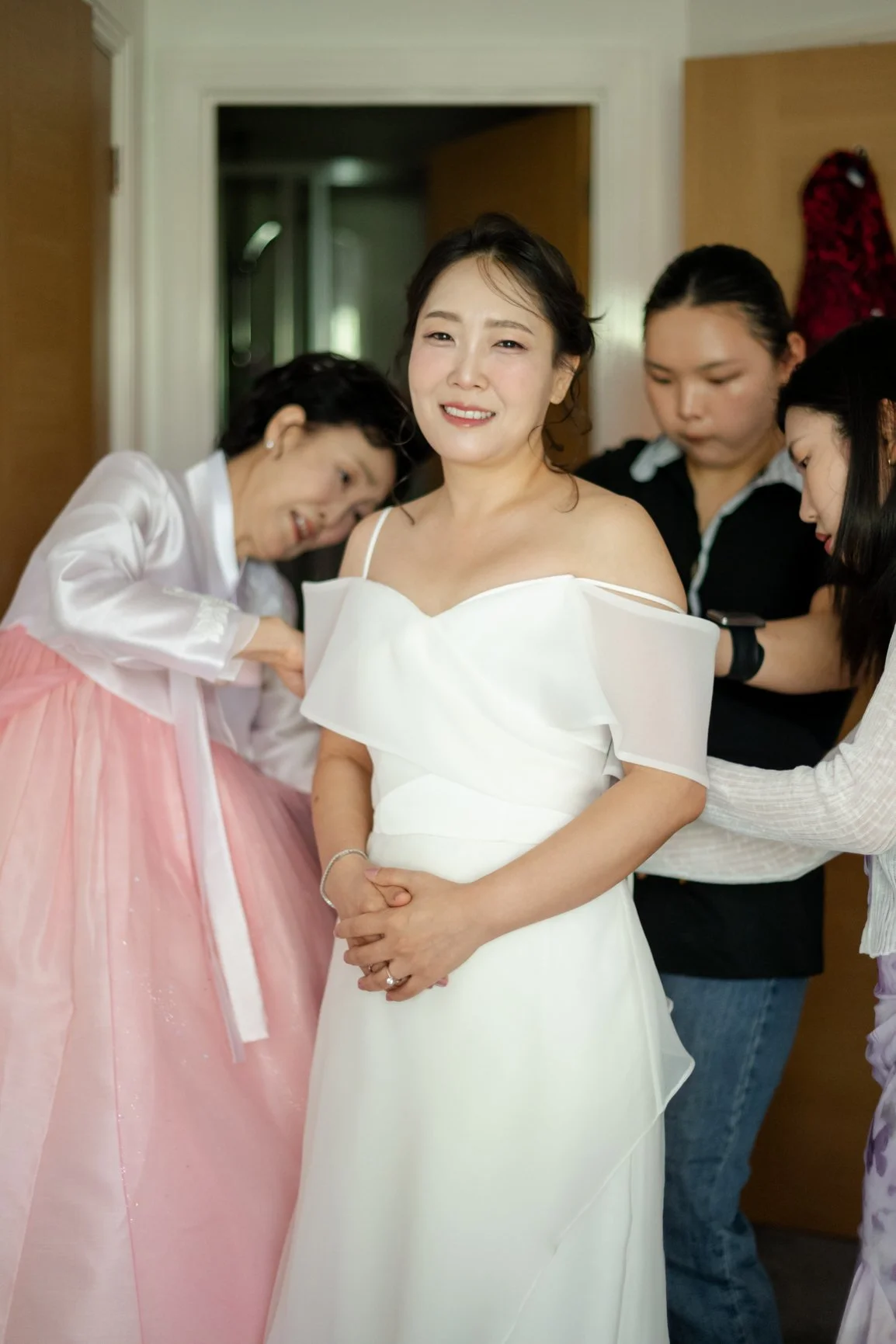 wokingham town hall wedding-14.jpg