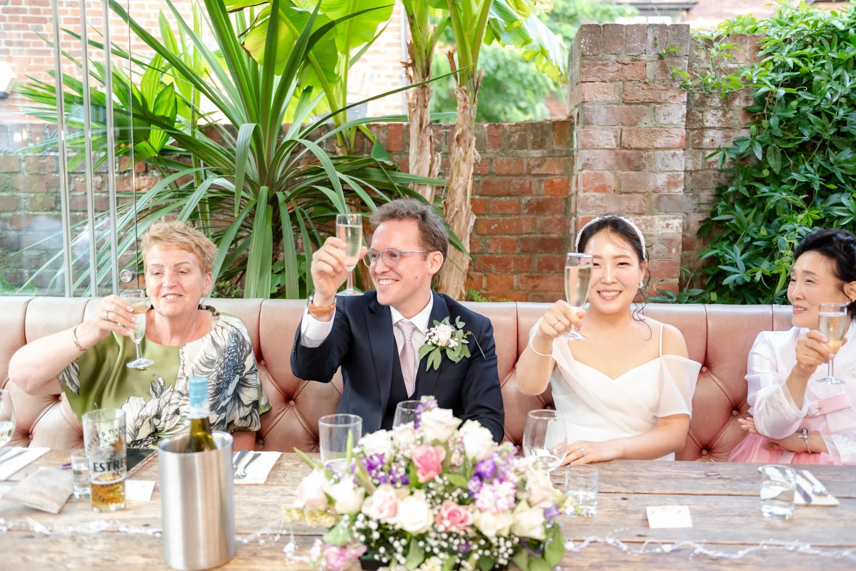 wokingham town hall wedding-130.jpg