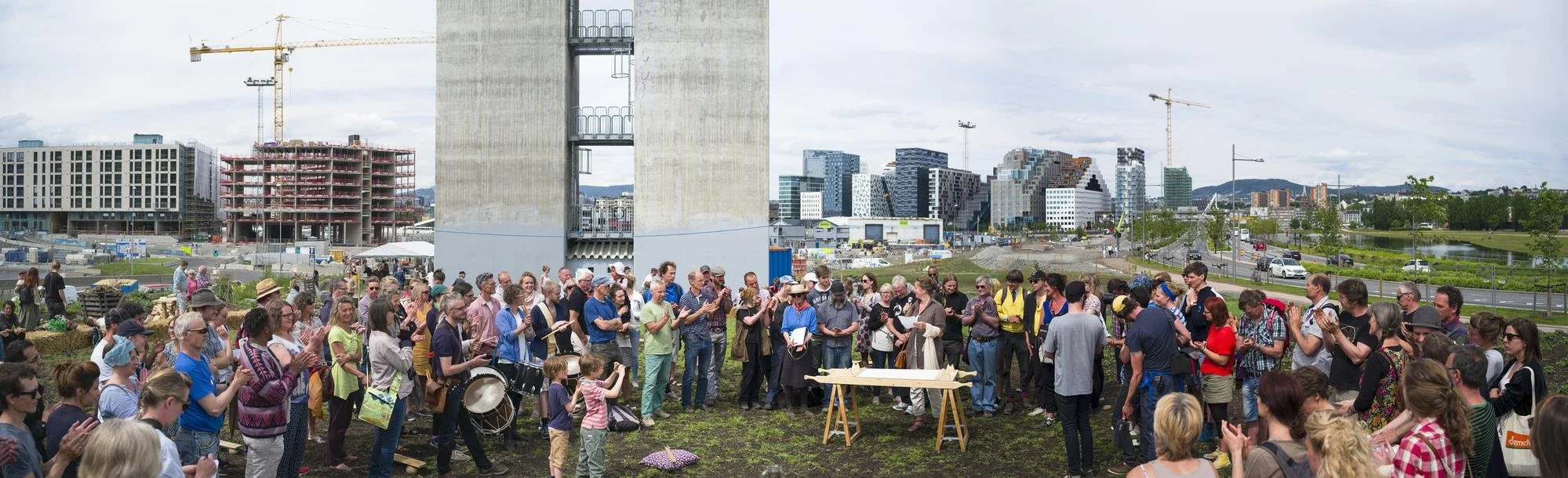 Signing the Soil Agreement, Futurefarmers 2015