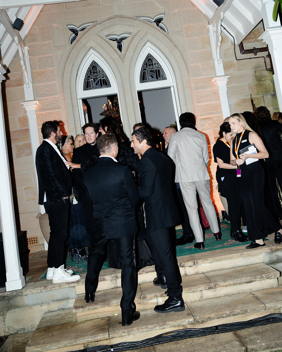 SILVER_PARTY_9.png