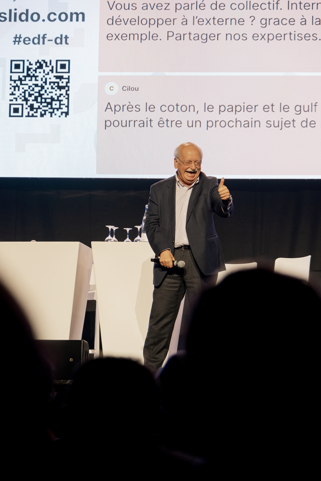 Portrait corpo 25.png