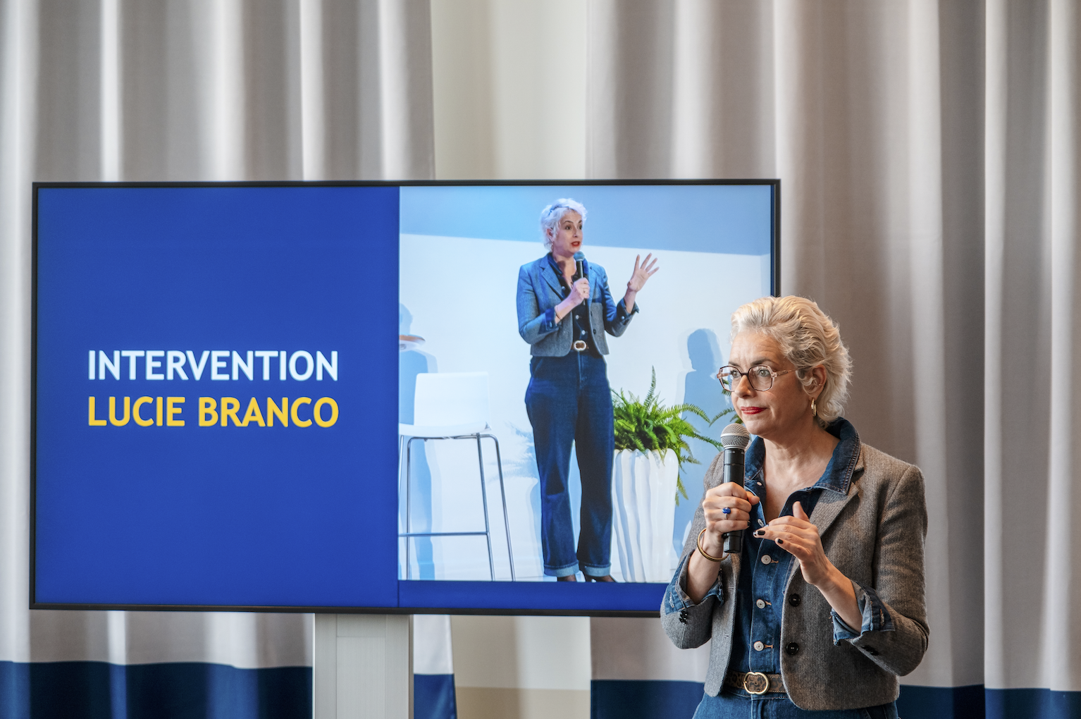 Portrait corpo 220.png