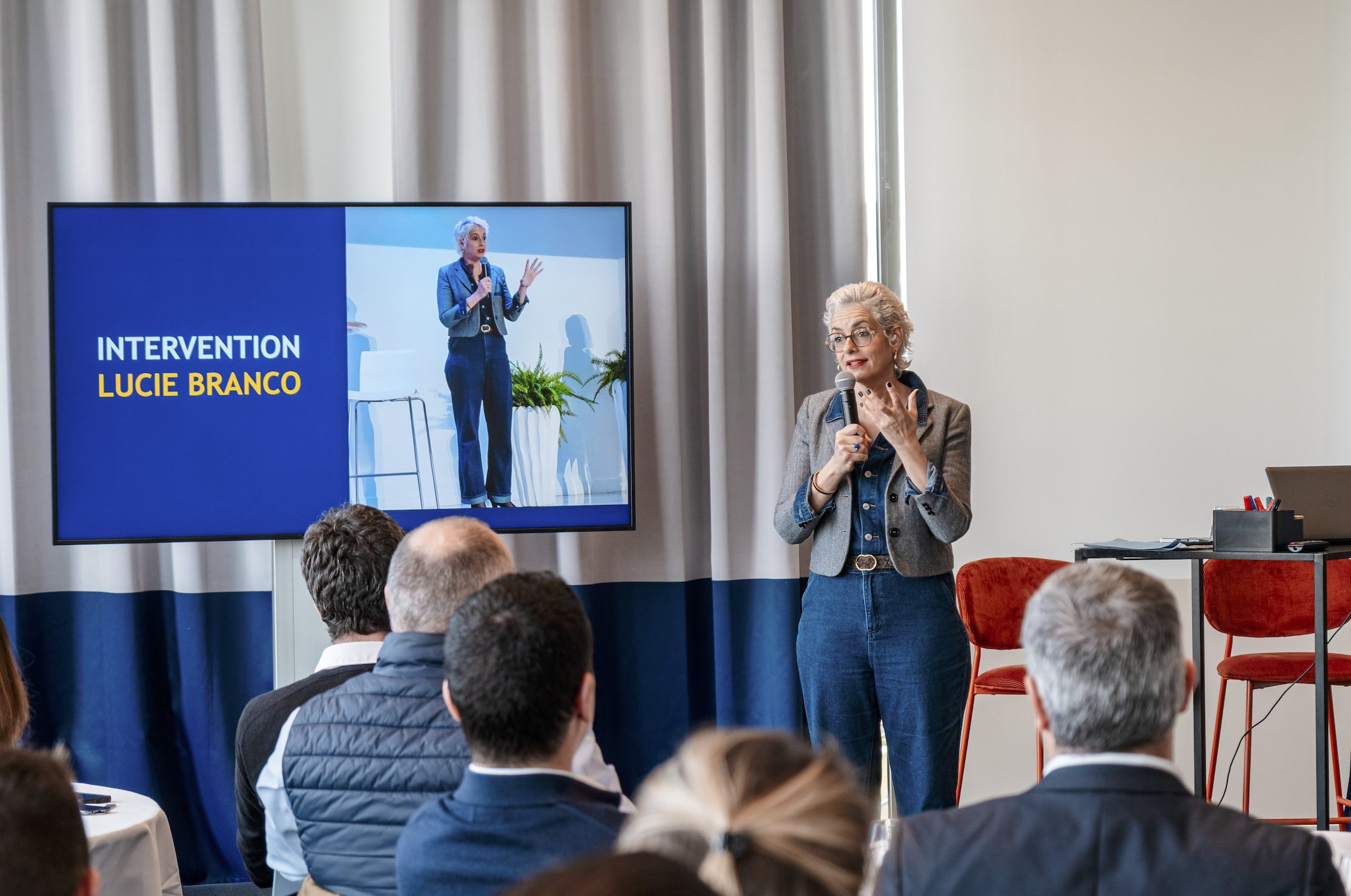 Portrait corpo 222.png