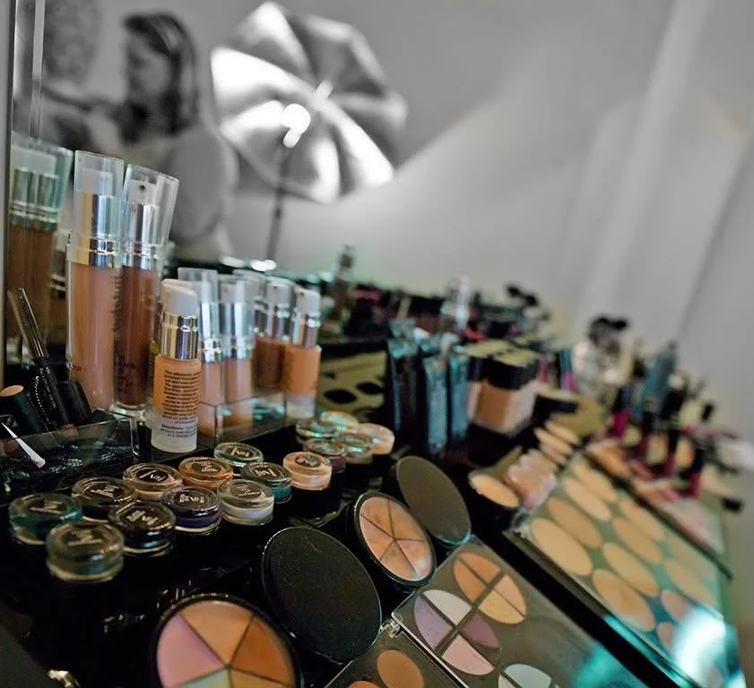 This is an image of the makeup station at the former location of bLUXE Hair and Makeup Studio in Medway, MA