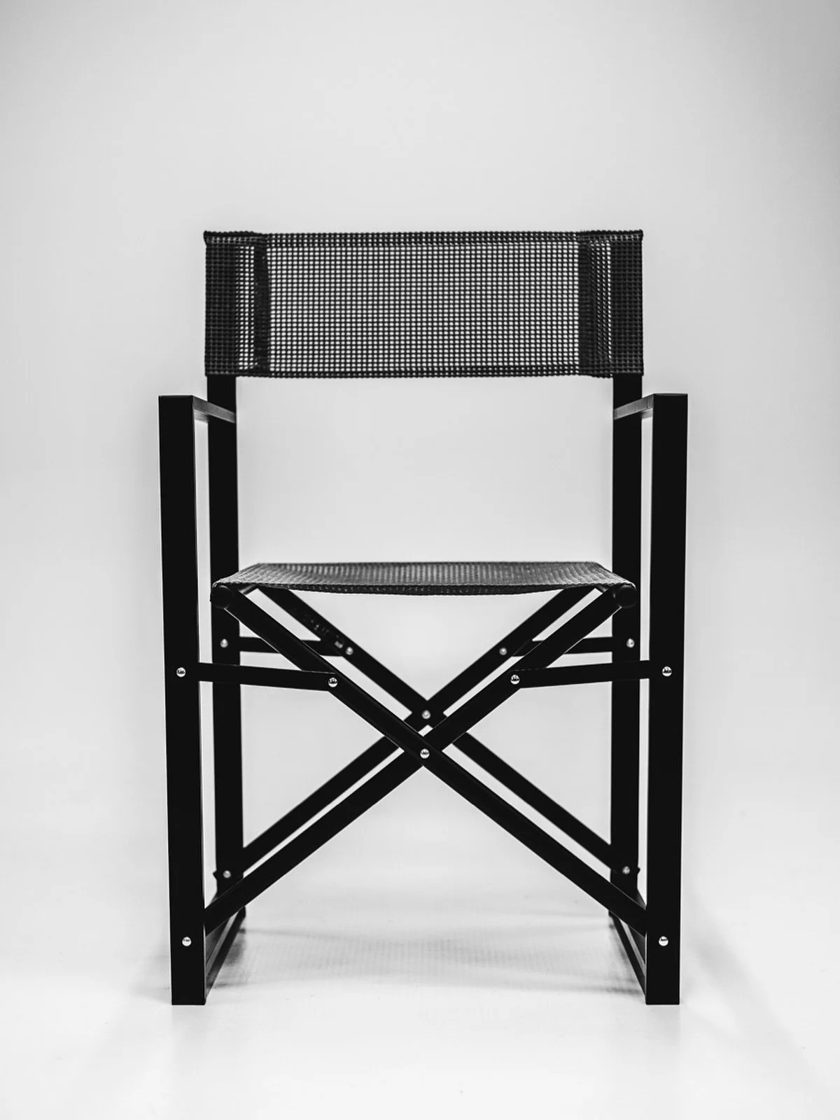 Dette er en litt annderledes fredagspreg, vi gir litt oppmerksomhet til paparazzi sin nye directors chair men det som får mest oppmerksomhet idag er: 
 
🥁🥁🥁🥁🥁
pregharstad.no 📣
Det stemmer! Vi har fått hjemmeside 🙏🏼 
Sjekk den ut