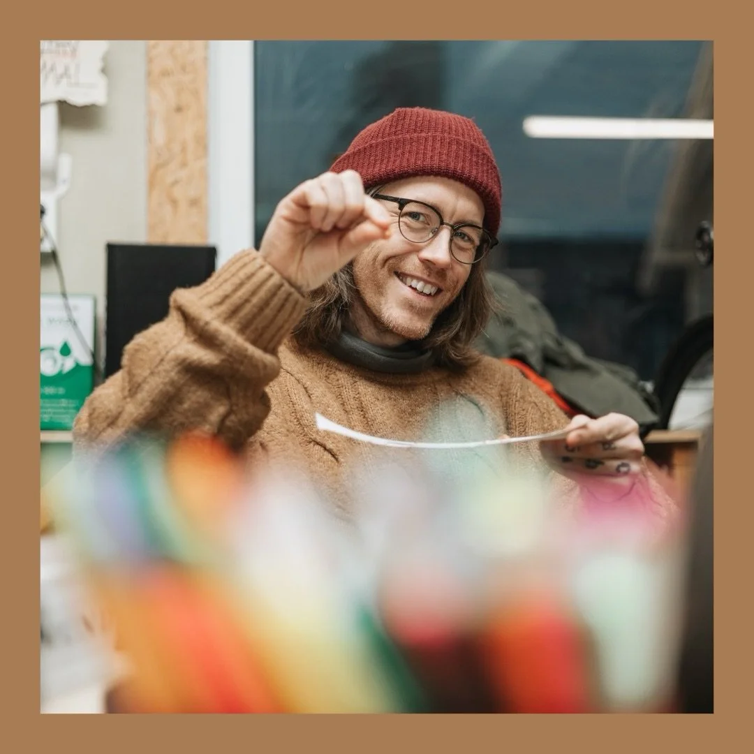 Ny maskin i arbeid hos Petter p&aring; Tr&oslash;kk 16.
H&aring;ndverk tar tid. Det gj&oslash;r gode prosesser ogs&aring; 🤌🏼 

Minner ogs&aring; om #frokostm&oslash;te p&aring; Preg tirsdag 13/1 👋🏼

God helg, og godt nytt&aring;r #fredagspreg 🌞