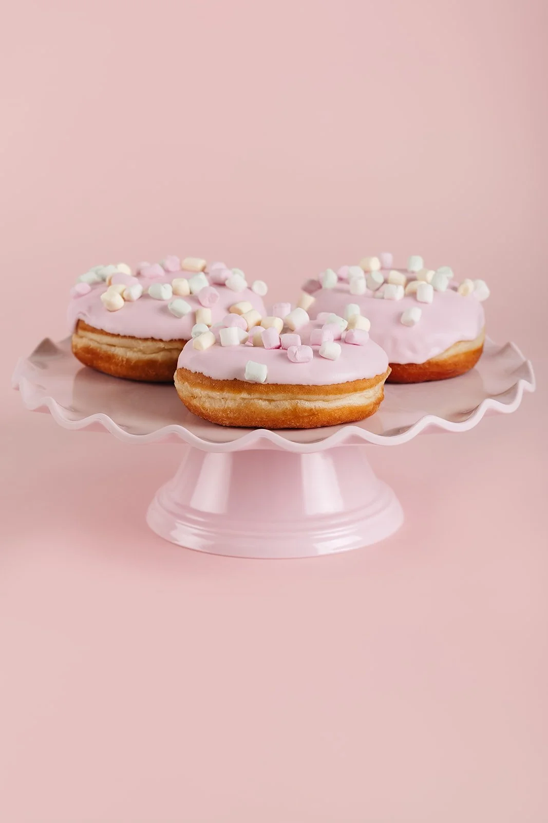 Paparazzi-Camilla-Donuts-6_websize.jpg