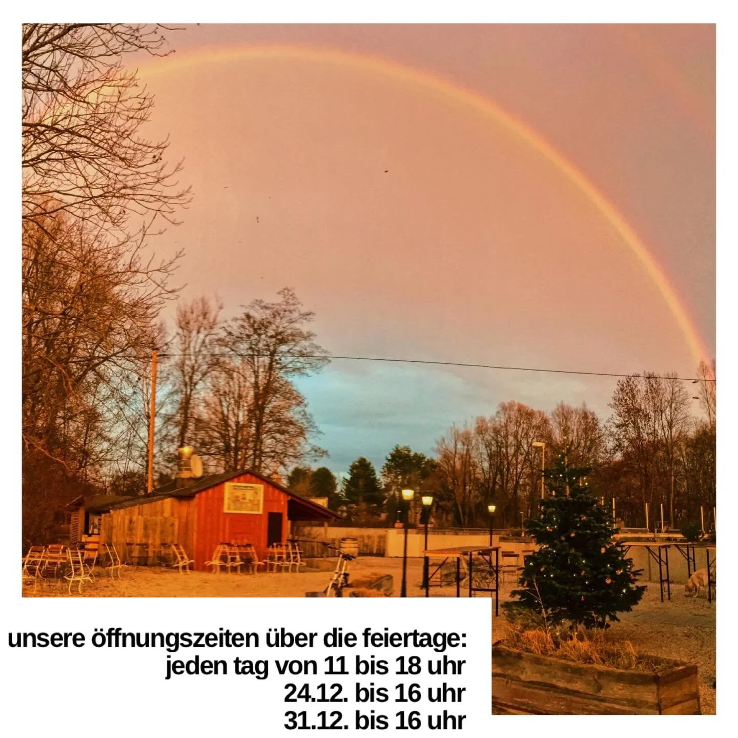 Liebe G&auml;ste, 

auch an den Feiertagen haben wir weiterhin jeden Tag f&uuml;r euch ge&ouml;ffnet. 

Wir w&uuml;nschen euch sch&ouml;ne Weihnachten und wundervolle Tage und freuen uns, euch in dieser besonderen Zeit bewirten zu d&uuml;rfen &hellip