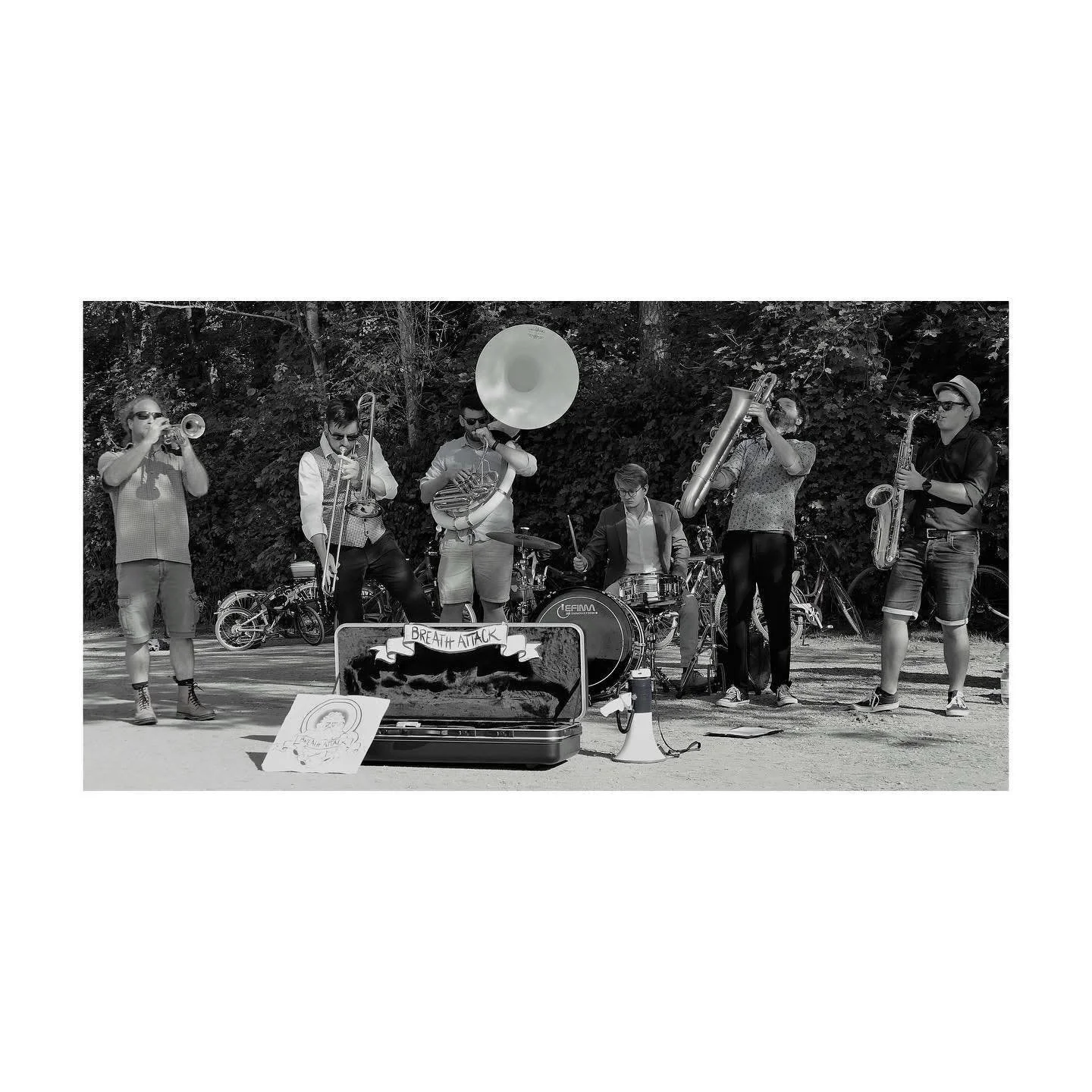 Sonntag, 10.5. Musik&amp;Steckerlfisch

Zum Muttertag am Sonntag gibt es nicht nur lecker Steckerlfisch frisch vom Grill, sondern auch ein gro&szlig;artiges Musikschmankerl&hellip; 
Wir freuen uns auf @breath.attack 
&Uuml;ber alle Altersgrenzen hinw