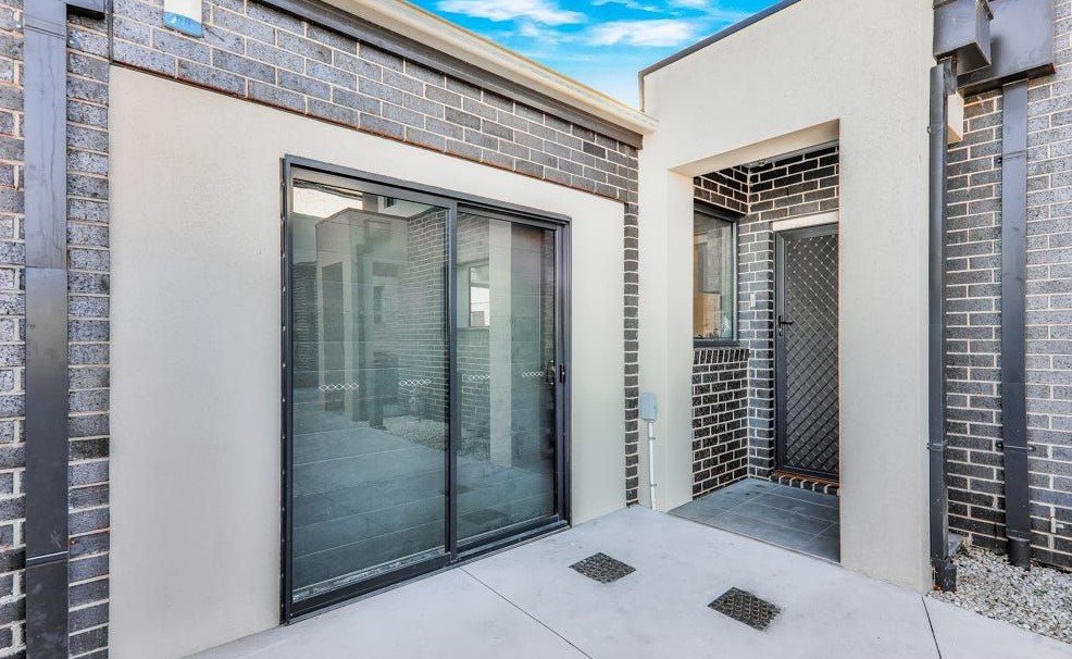 Broadmeadows - 7 Gosford Crescent, Broadmeadows, VIC 3047 - Townly - 3.jpg