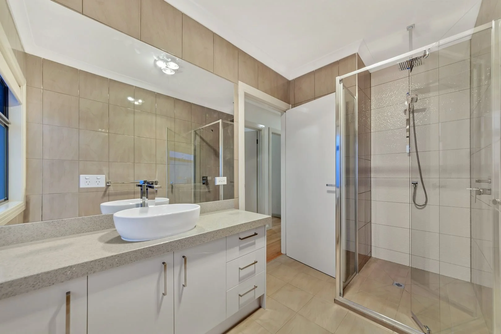 Craigieburn - 84 Gallantry Avenue, Craigieburn, VIC 3064 - Townly - 2.jpg