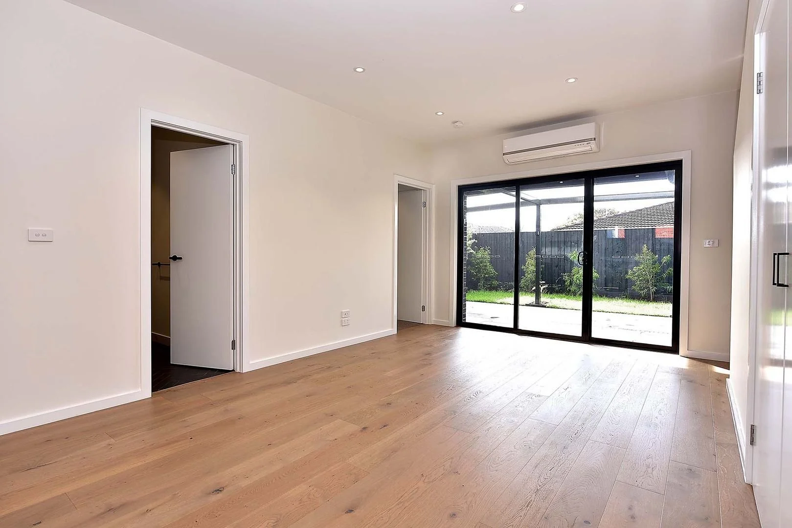 Chelsea - 39 Argyle Avenue, Chelsea, VIC 3196 - Townly - 3.jpg