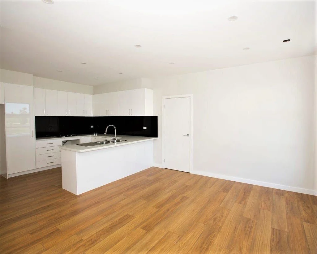 Roxburgh Park - 58 Parkfront Crescent, Roxburgh Park, VIC 3064 - Townly - 8.jpg