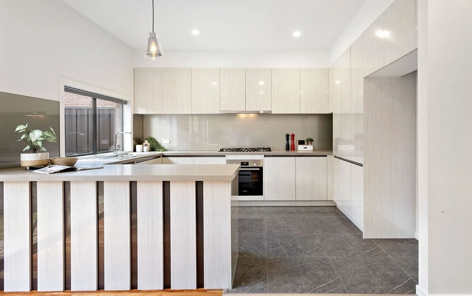 Clayton South - 3 Burns Avenue, Clayton South, VIC 3169 - Townly - 2.jpg