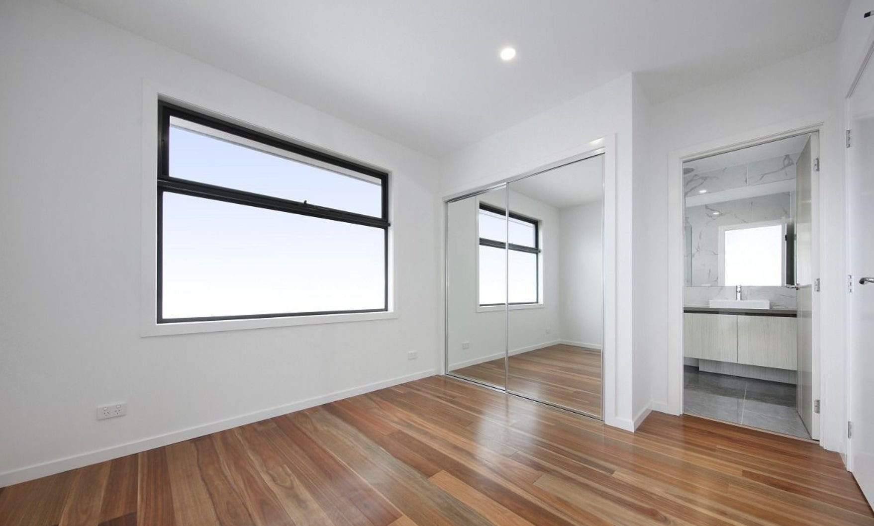 Clayton South - 3 Burns Avenue, Clayton South, VIC 3169 - Townly - 21.jpg