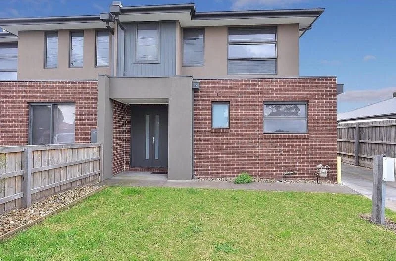 Clayton South - 24 Wordsworth Avenue,  Clayton South VIC 3169 - Townly - 4.jpg