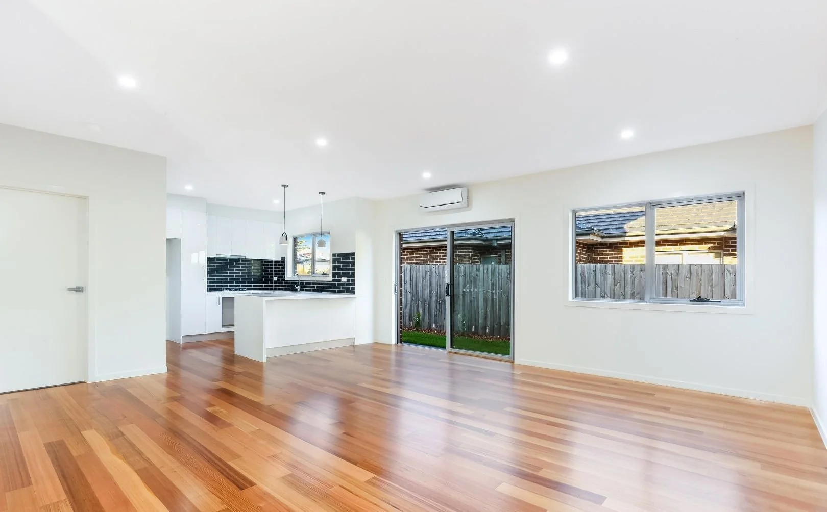 Glenroy - 28 Becket Street, Glenroy, VIC 3046 - Townly - 10.jpg