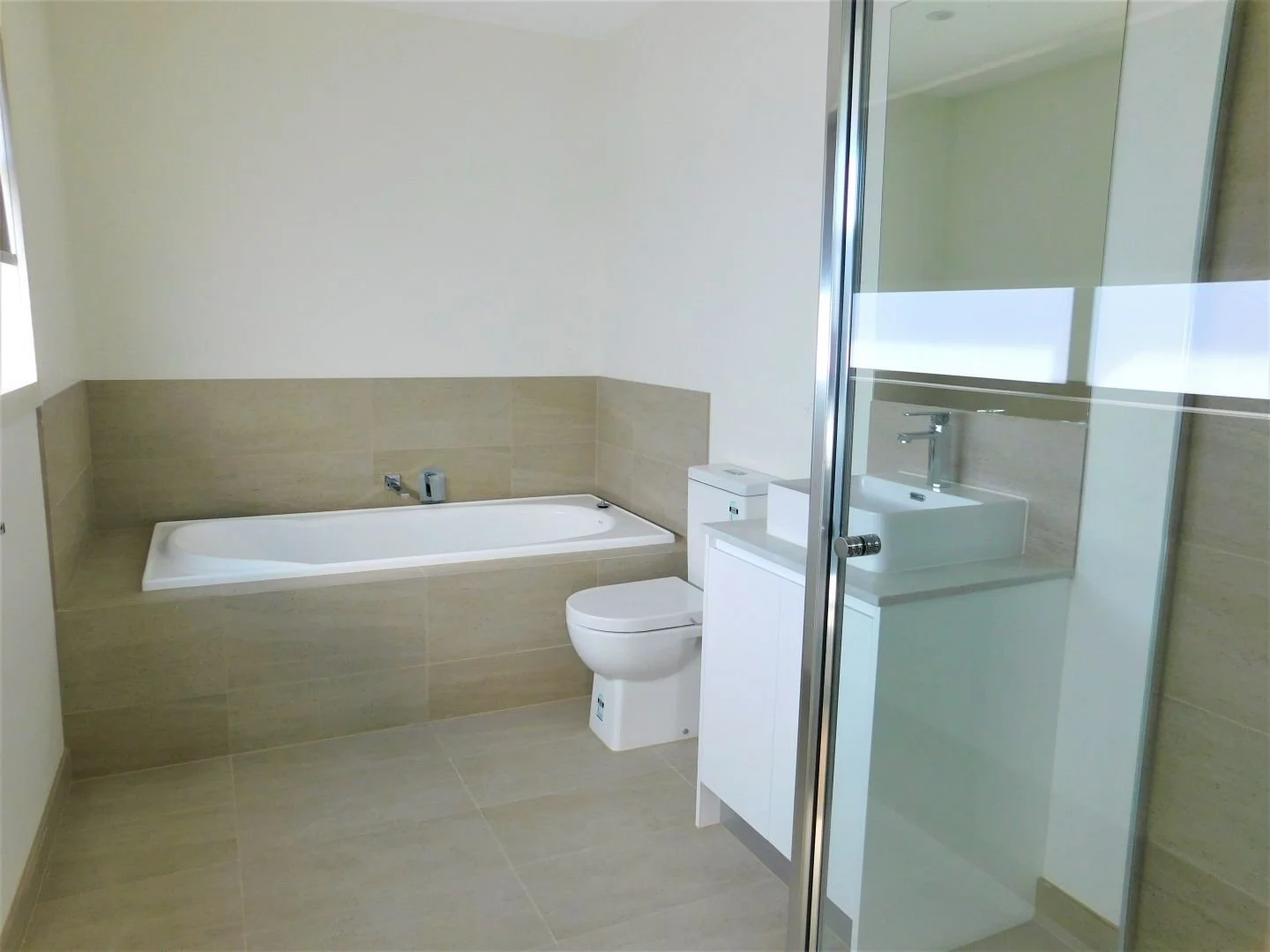 Tullamarine - 63 Eumarella Street, Tullamarine, VIC 3043 - Townly - 15.jpg