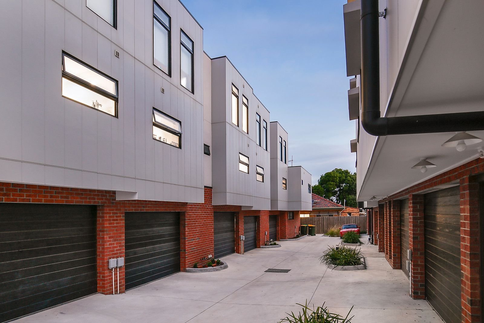 Glenroy - 85 Chapman Avenue, Glenroy, VIC 3046 - Townly - 2.jpg
