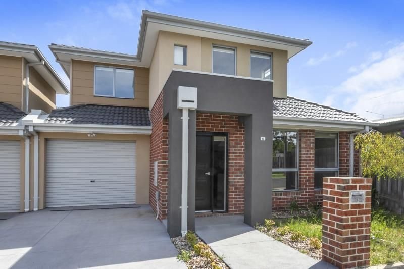 Westmeadows - 2 Hopetoun Court, Westmeadows, VIC 3049 - Townly - 1.jpg