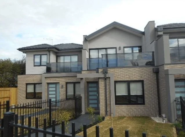 Glenroy - 715-717 Pascoe Vale Road, Glenroy, VIC 3046 - Townly - 2.jpg
