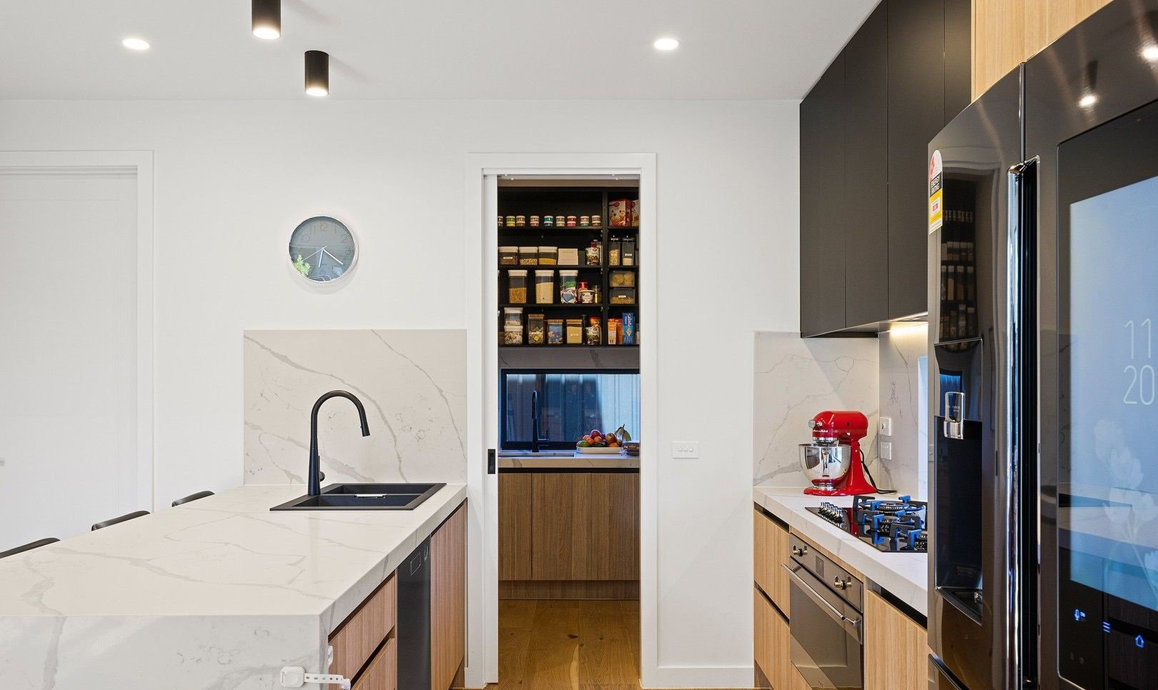 Glenroy - 76 Beatty Avenue, Glenroy, VIC 3046 - Townly - 9.jpg