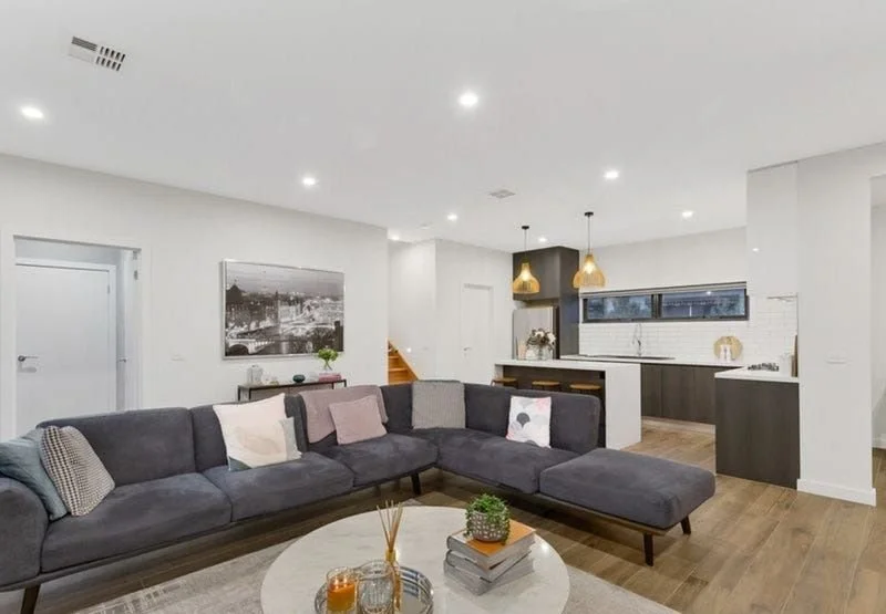 Glenroy - 8 Leonard Avenue, Glenroy, VIC 3046 - Townly - 11.jpg