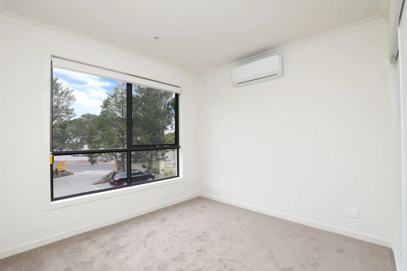 Mentone - 72 Nepean Highway, Mentone, VIC 3194 - Townly - 10.jpg
