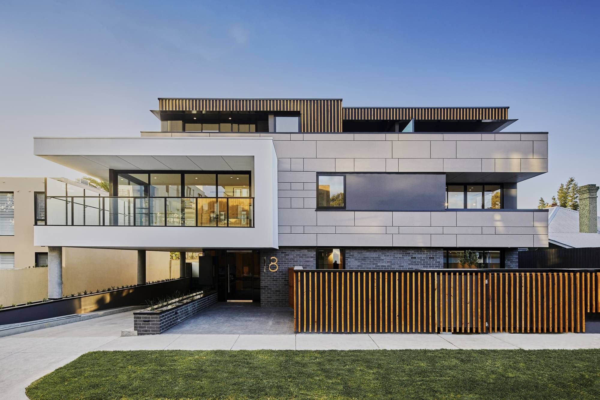Hampton - Azure - 18-20 Railway Crescent, Hampton, VIC 3188 - Townly - 10.jpg
