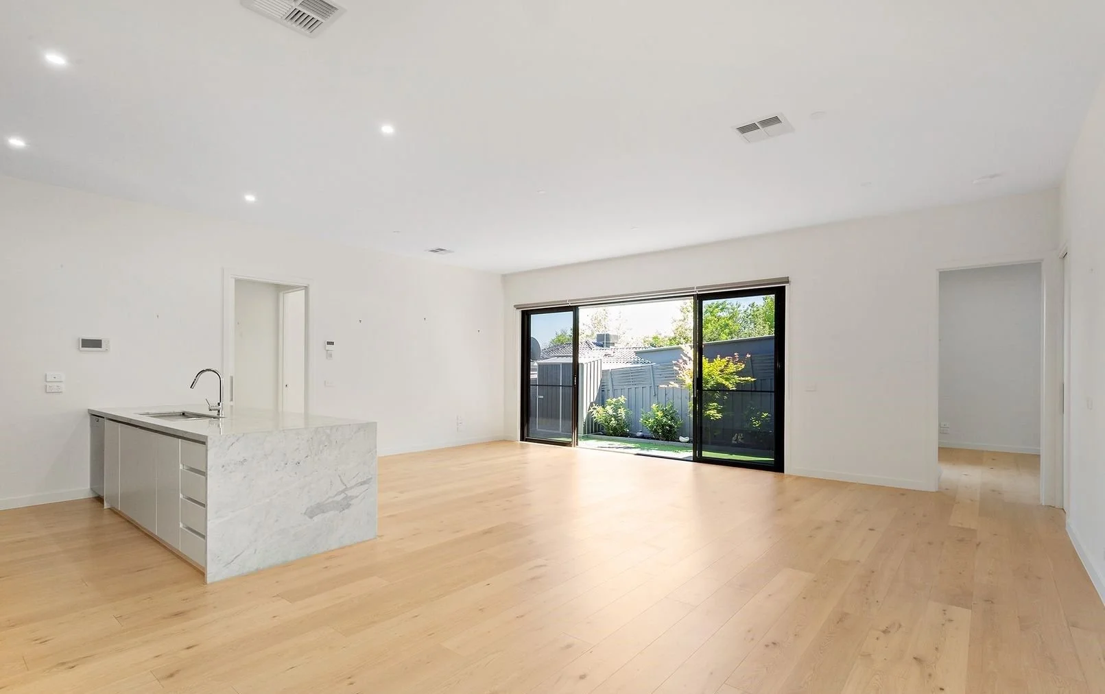 Balwyn - 11 Iramoo Street, Balwyn, VIC 3103 - Townly - 5.jpg