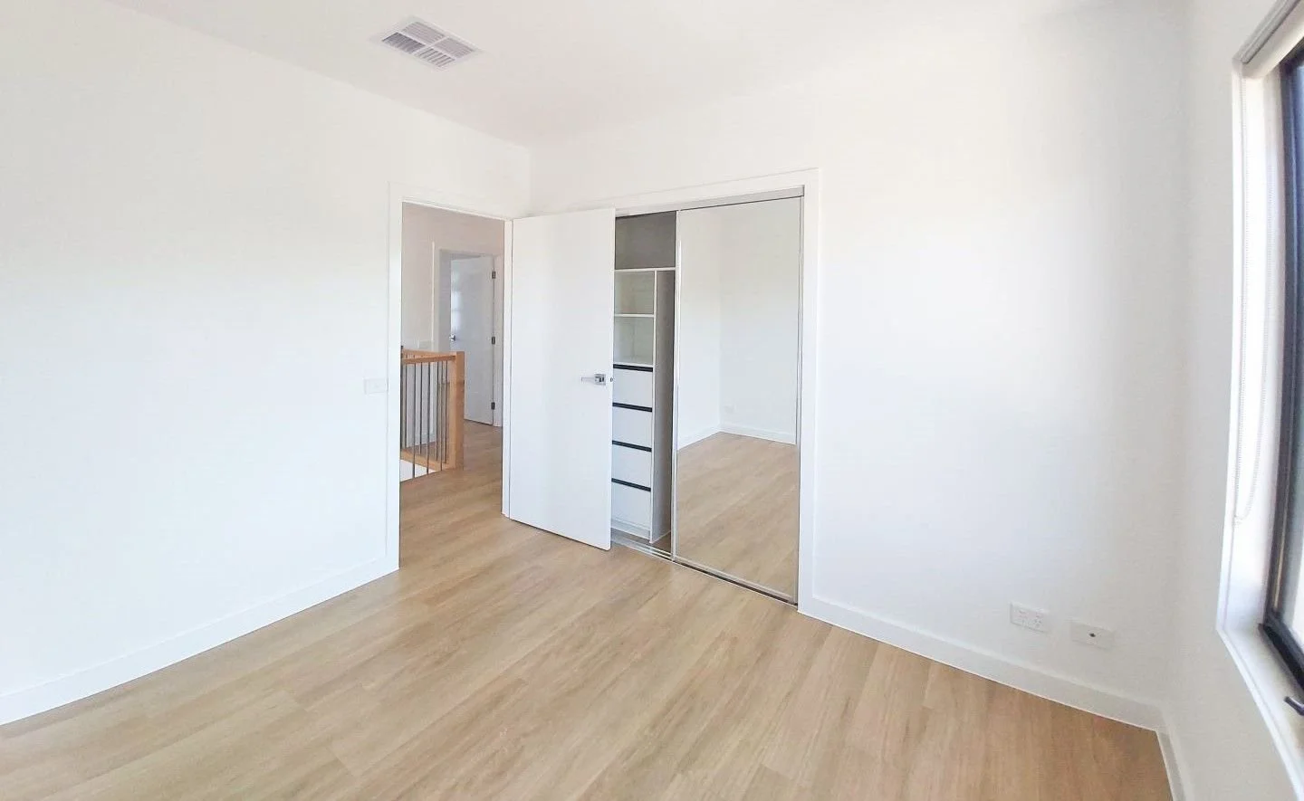 Springvale - 22 Joyce Street, Springvale, VIC 3171 - Townly - 9.jpg