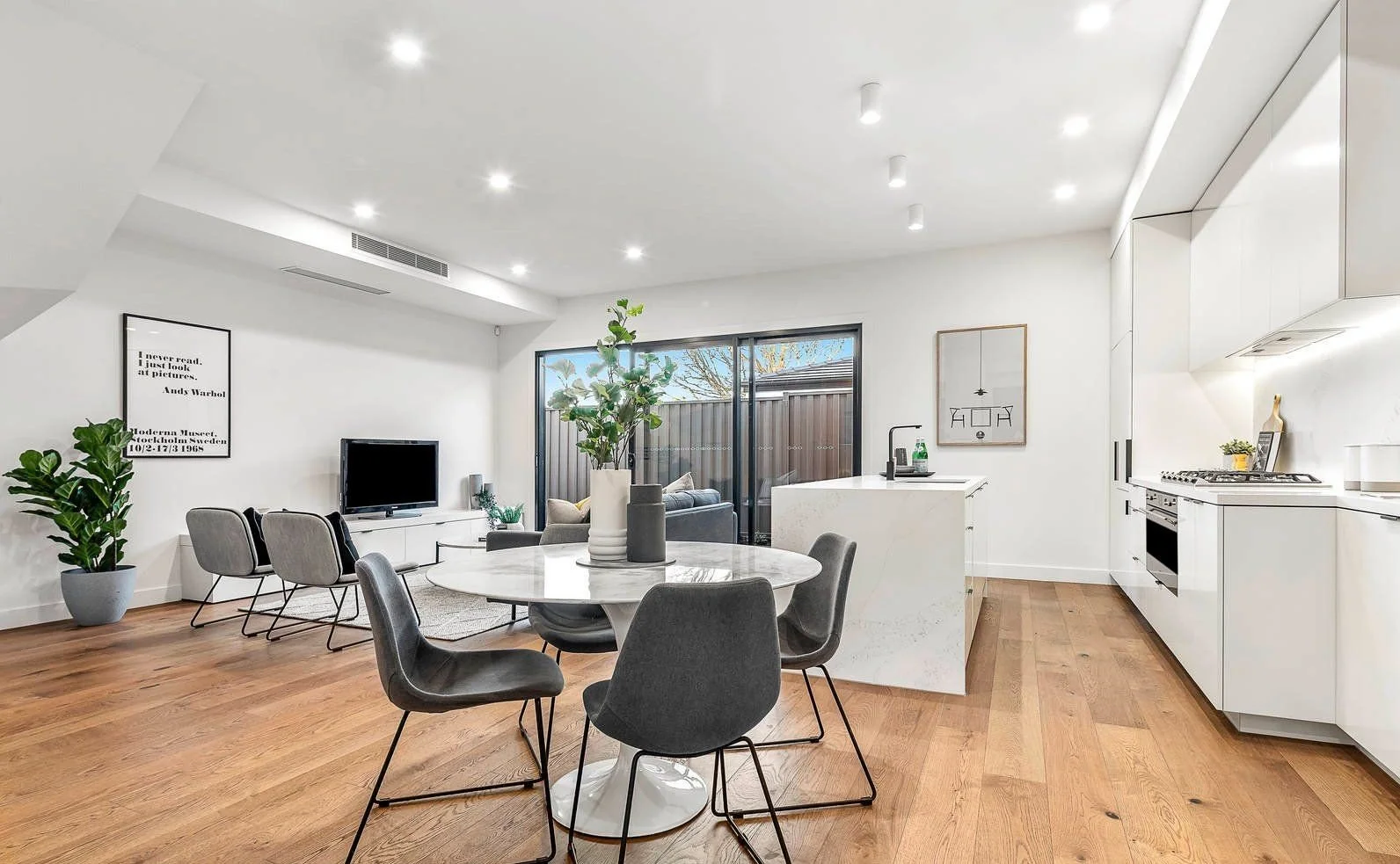 Hampton East - 23 Oswald Thomas Avenue, Hampton East, VIC 3188 - Townly - 11.jpg